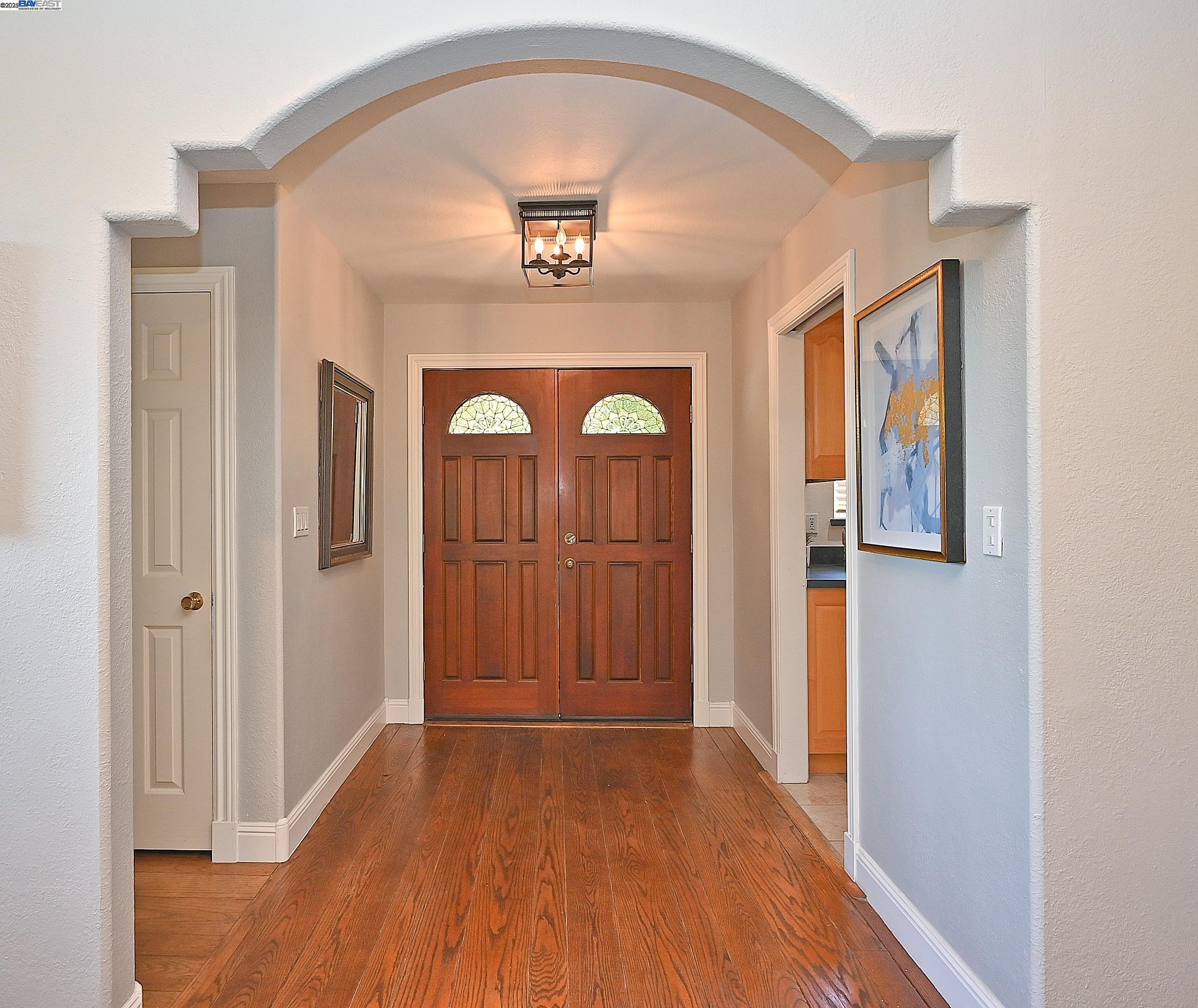 Detail Gallery Image 20 of 60 For 38 Saint Stephens Dr., Orinda,  CA 94563-1950 - 5 Beds | 3/1 Baths