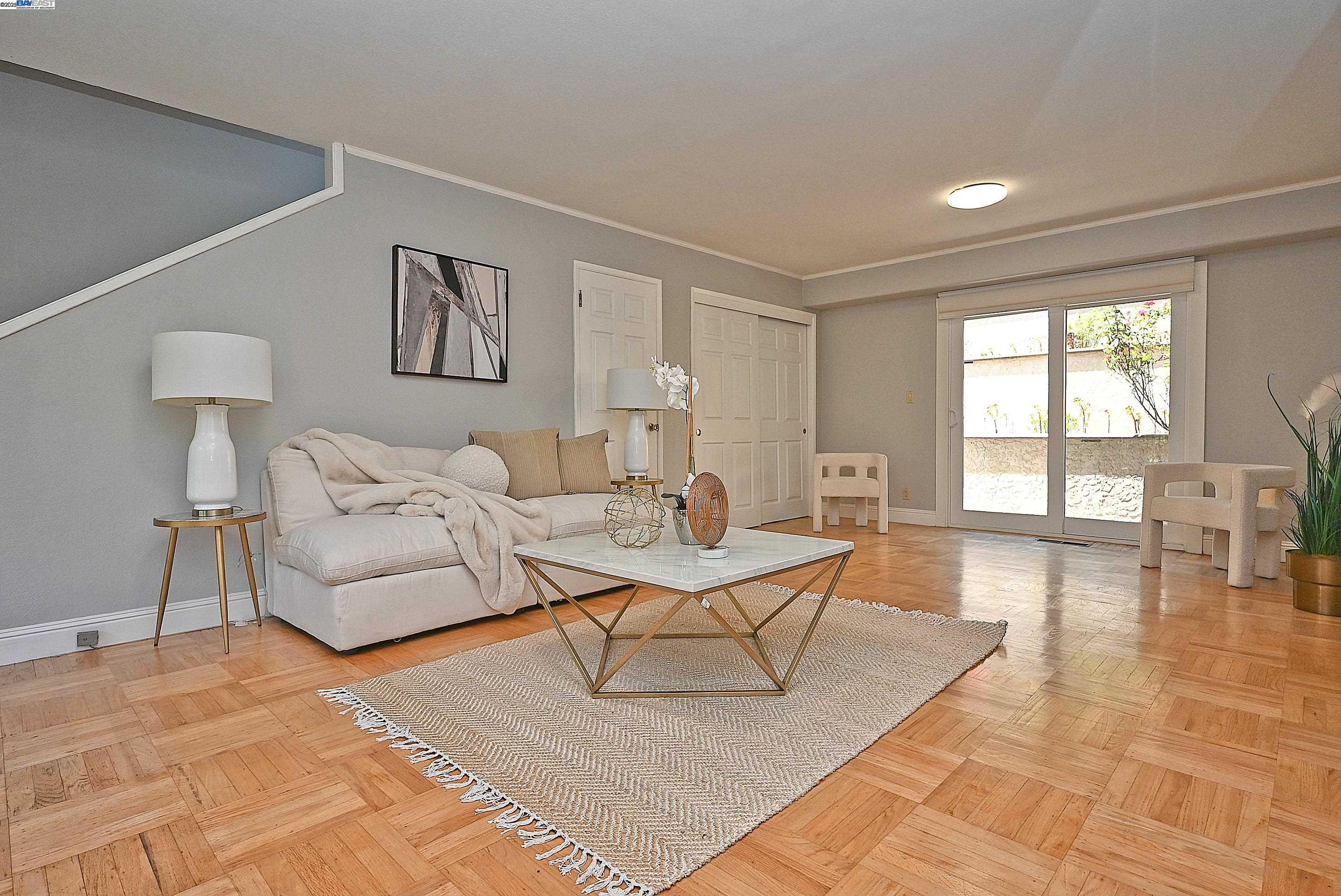 Detail Gallery Image 23 of 60 For 38 Saint Stephens Dr., Orinda,  CA 94563-1950 - 5 Beds | 3/1 Baths