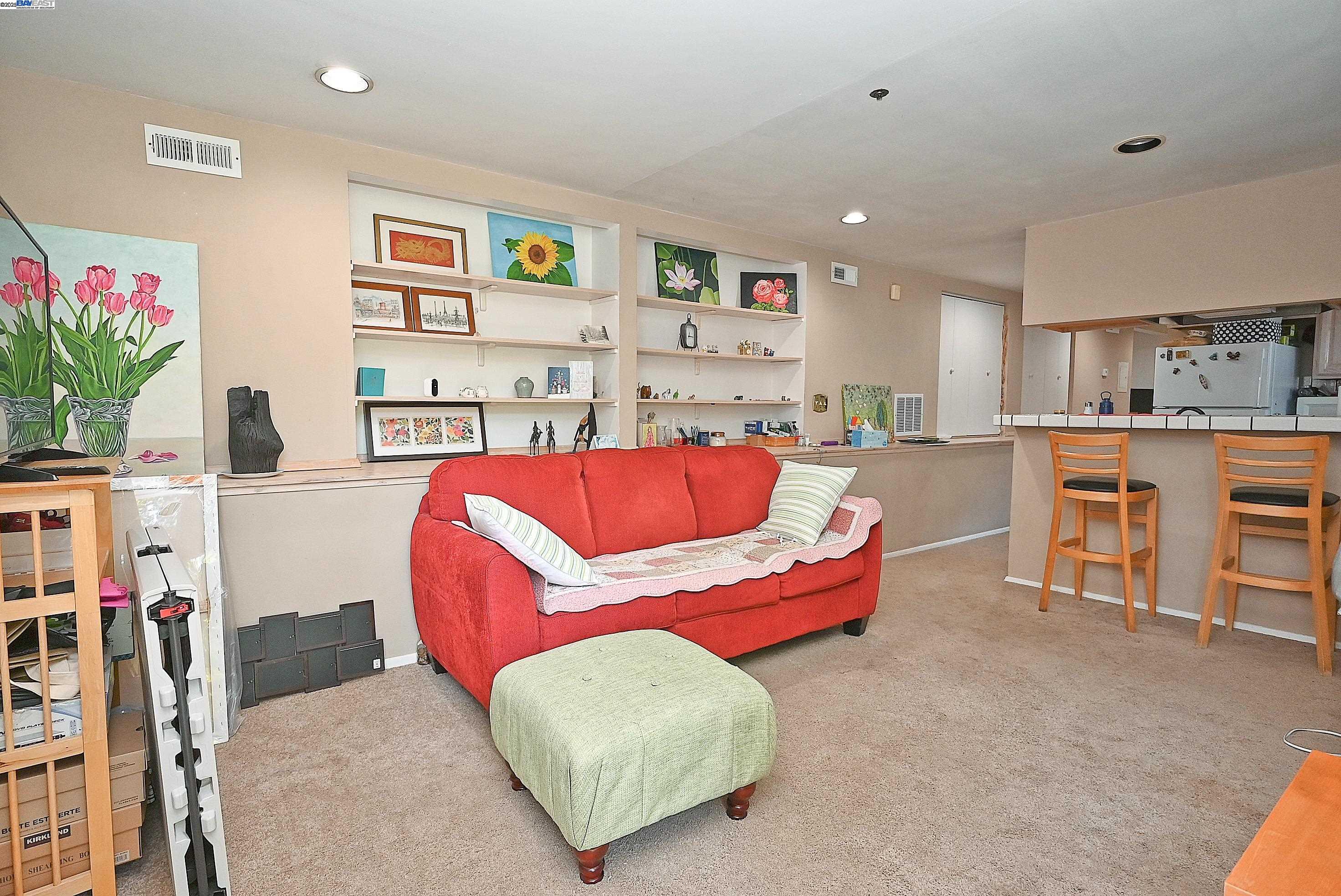 Detail Gallery Image 33 of 60 For 38 Saint Stephens Dr., Orinda,  CA 94563-1950 - 5 Beds | 3/1 Baths