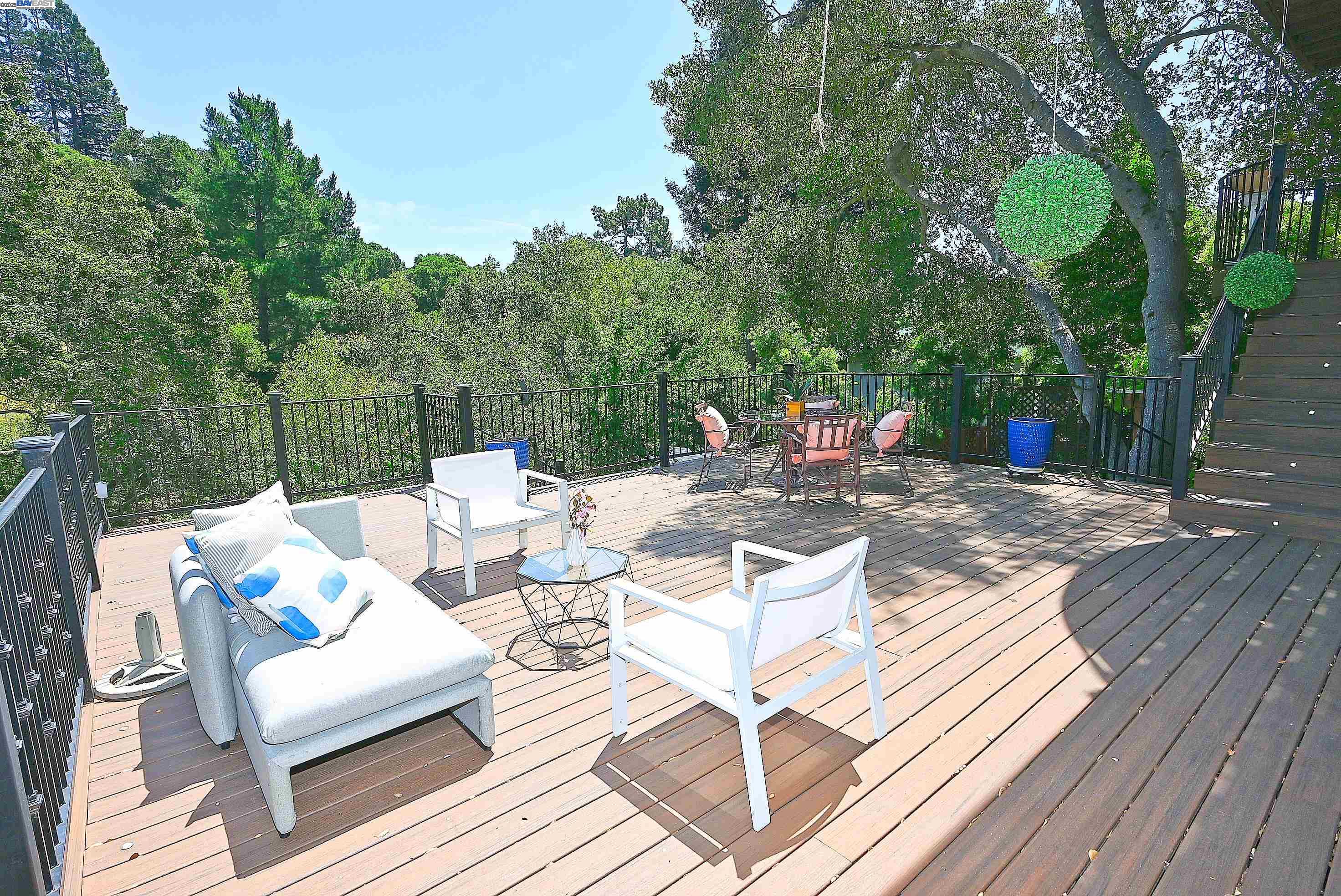 Detail Gallery Image 46 of 60 For 38 Saint Stephens Dr., Orinda,  CA 94563-1950 - 5 Beds | 3/1 Baths