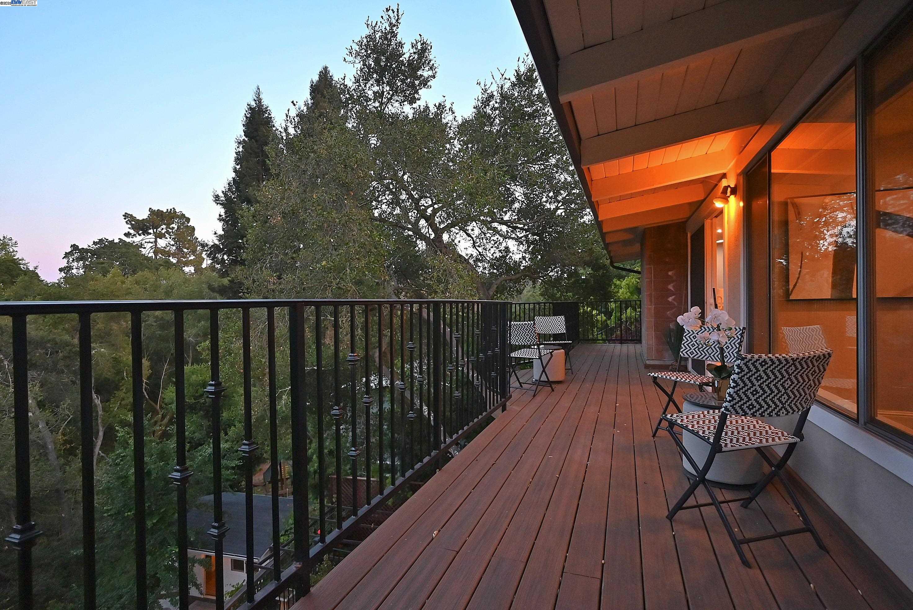 Detail Gallery Image 52 of 60 For 38 Saint Stephens Dr., Orinda,  CA 94563-1950 - 5 Beds | 3/1 Baths