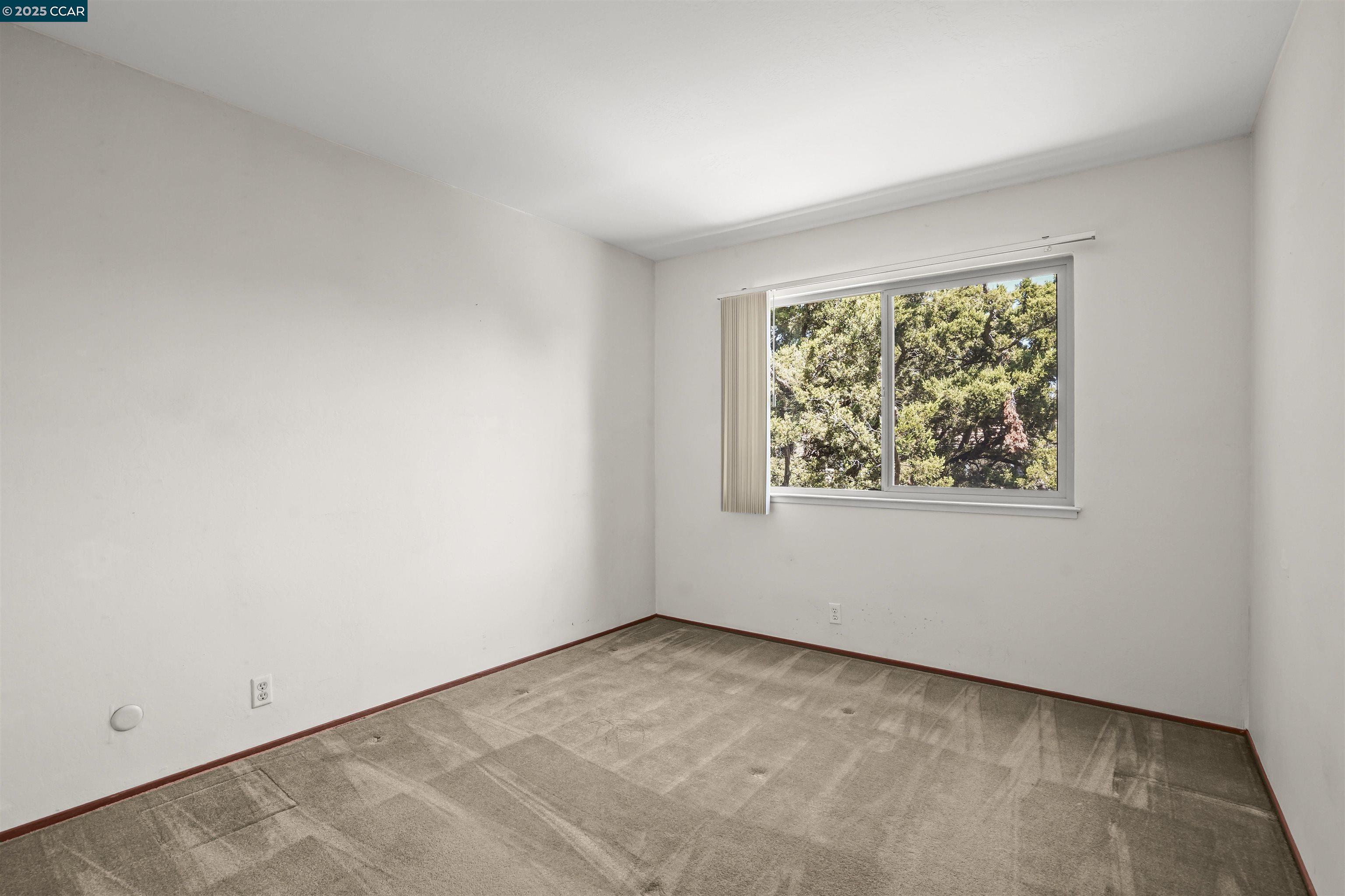 Detail Gallery Image 18 of 36 For 220 Daylight Pl, Danville,  CA 94526 - 5 Beds | 2/1 Baths