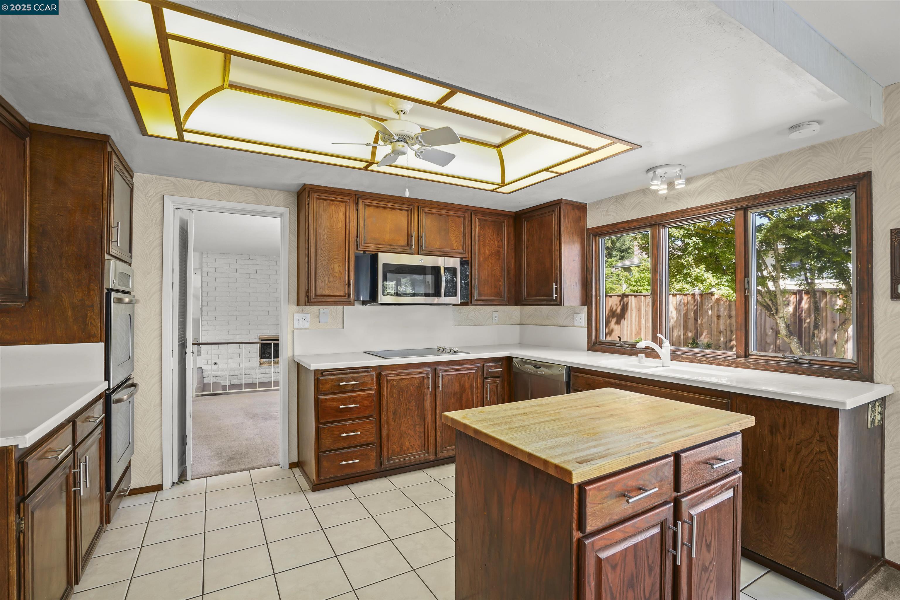 Detail Gallery Image 25 of 36 For 220 Daylight Pl, Danville,  CA 94526 - 5 Beds | 2/1 Baths
