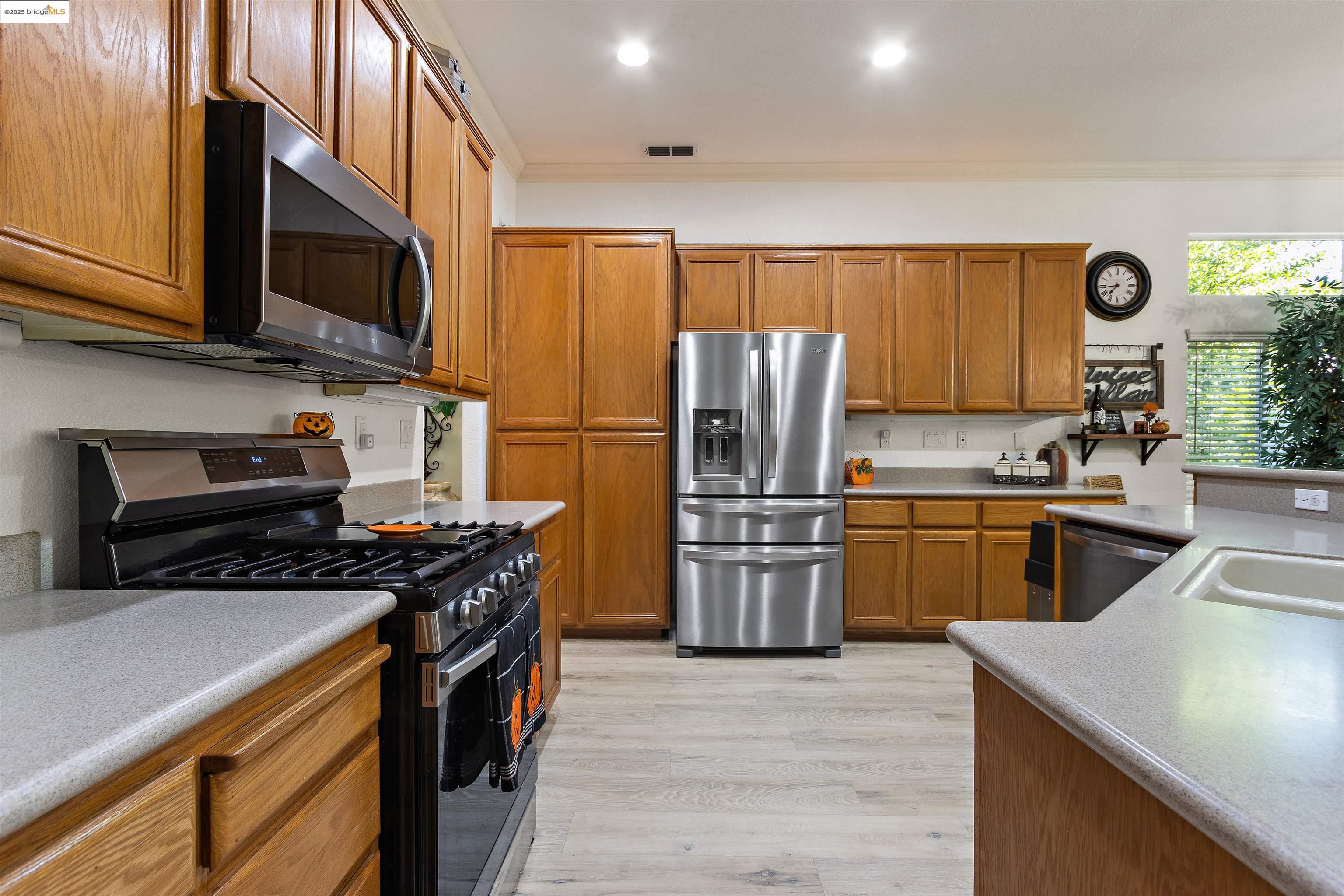 Detail Gallery Image 11 of 36 For 602 Summerset Drive, Rio Vista,  CA 94571 - 2 Beds | 2/1 Baths
