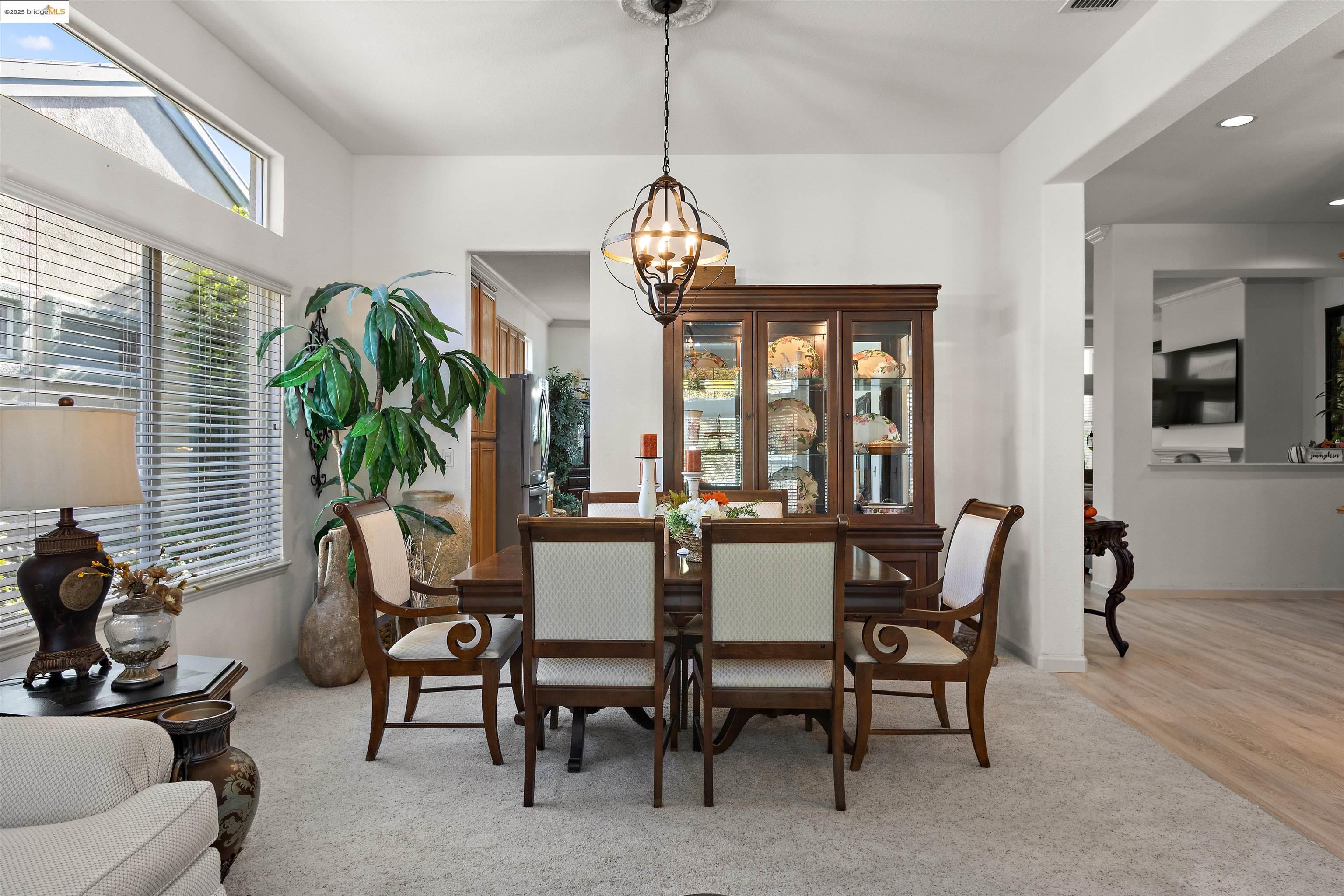 Detail Gallery Image 3 of 36 For 602 Summerset Drive, Rio Vista,  CA 94571 - 2 Beds | 2/1 Baths