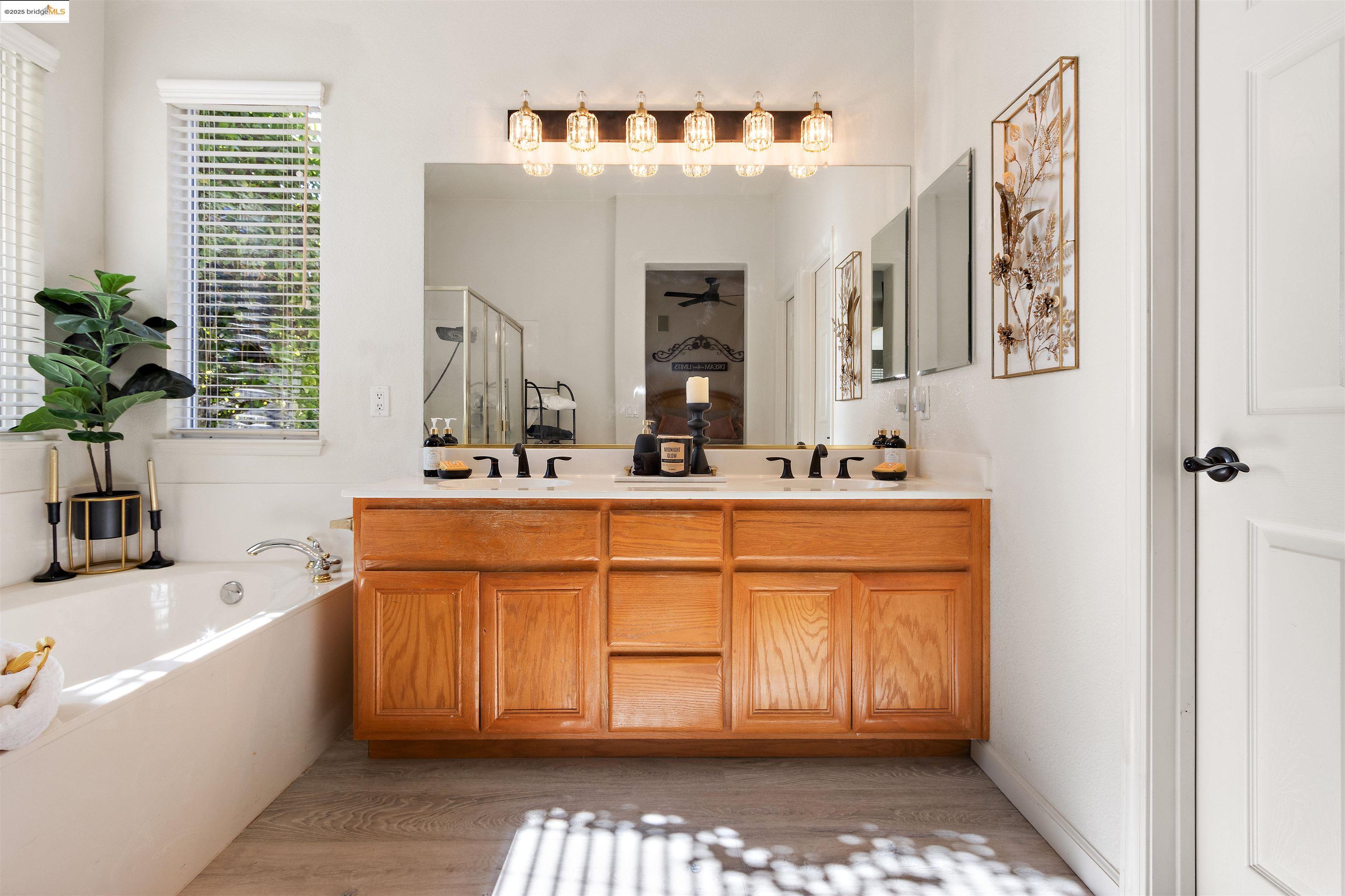 Detail Gallery Image 23 of 36 For 602 Summerset Drive, Rio Vista,  CA 94571 - 2 Beds | 2/1 Baths