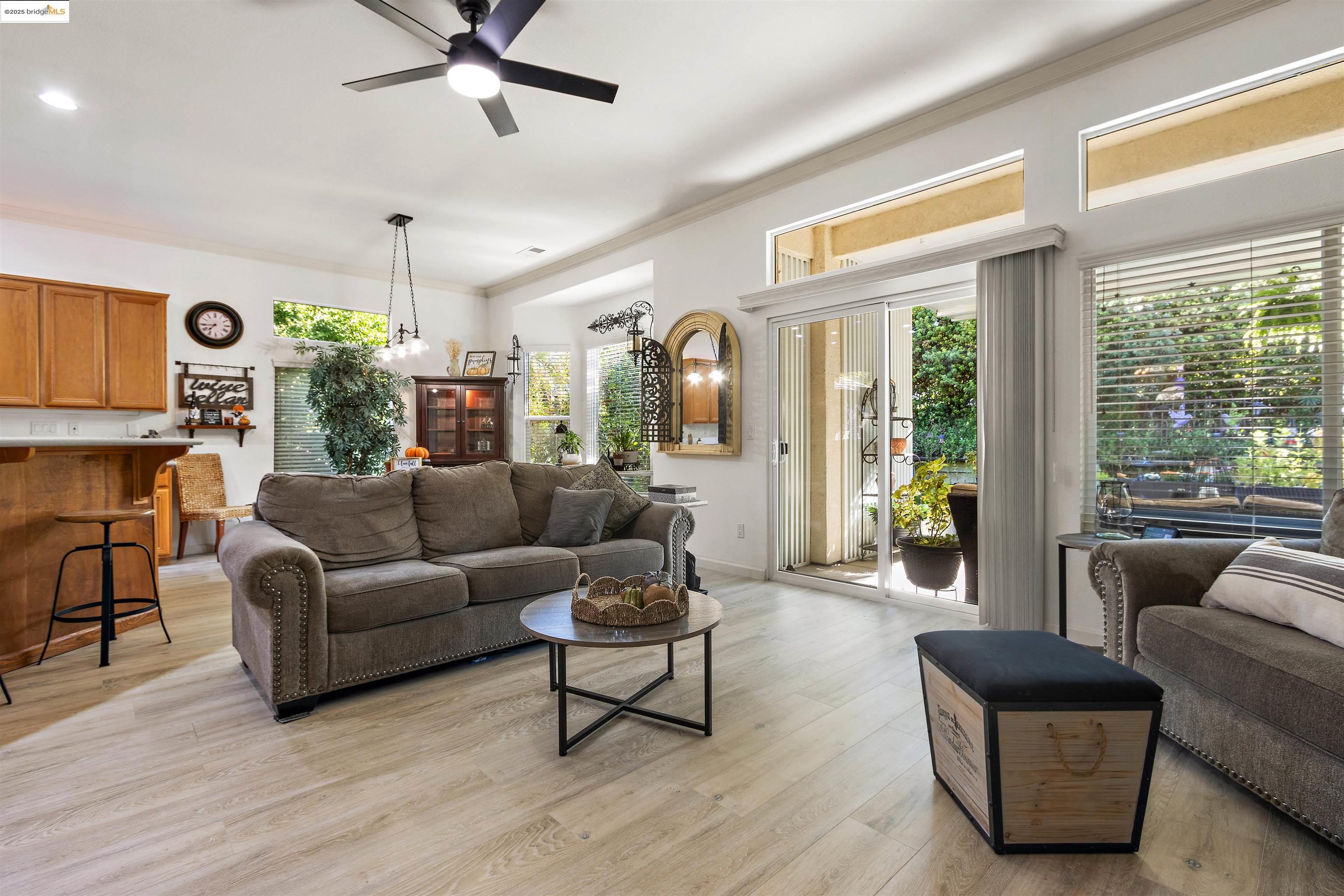 Detail Gallery Image 10 of 36 For 602 Summerset Drive, Rio Vista,  CA 94571 - 2 Beds | 2/1 Baths