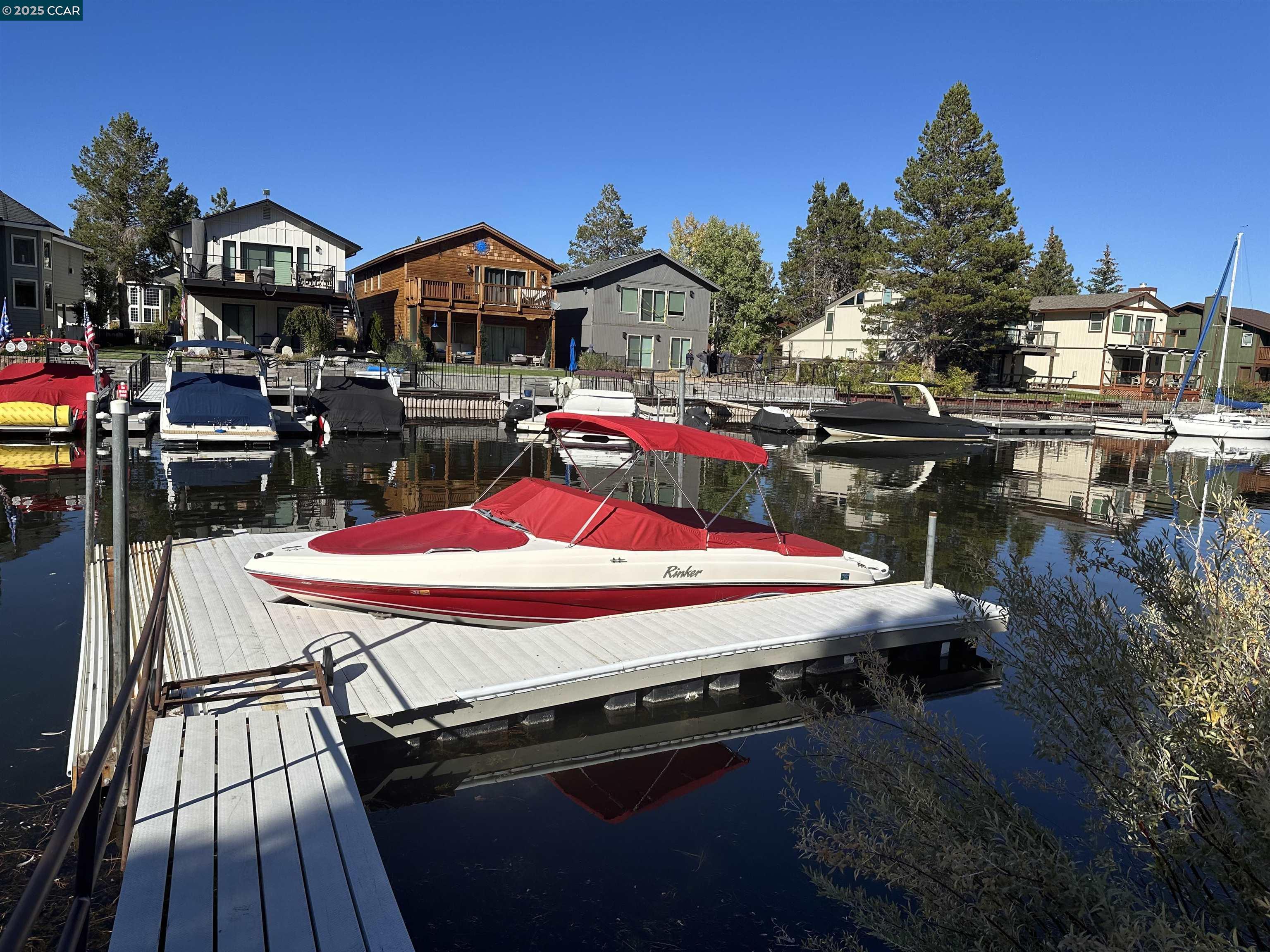 Detail Gallery Image 25 of 33 For 1975 Venice Dr, South Lake Tahoe,  CA 96150 - 4 Beds | 2/1 Baths
