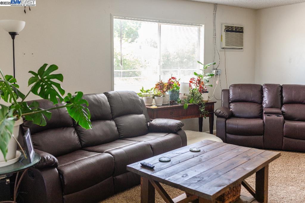 Detail Gallery Image 10 of 18 For 437 Goodwin Rd, Modesto,  CA 95357 - 1 Beds | 1 Baths