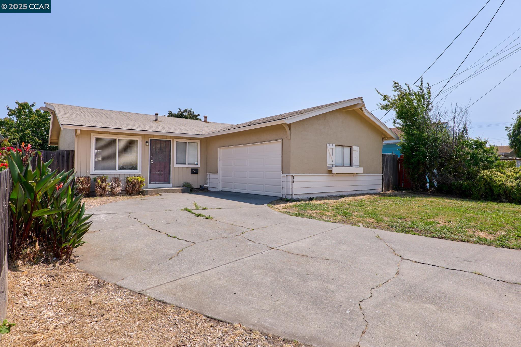 Detail Gallery Image 1 of 19 For 834 Grant St, Vallejo,  CA 94590 - 3 Beds | 2 Baths
