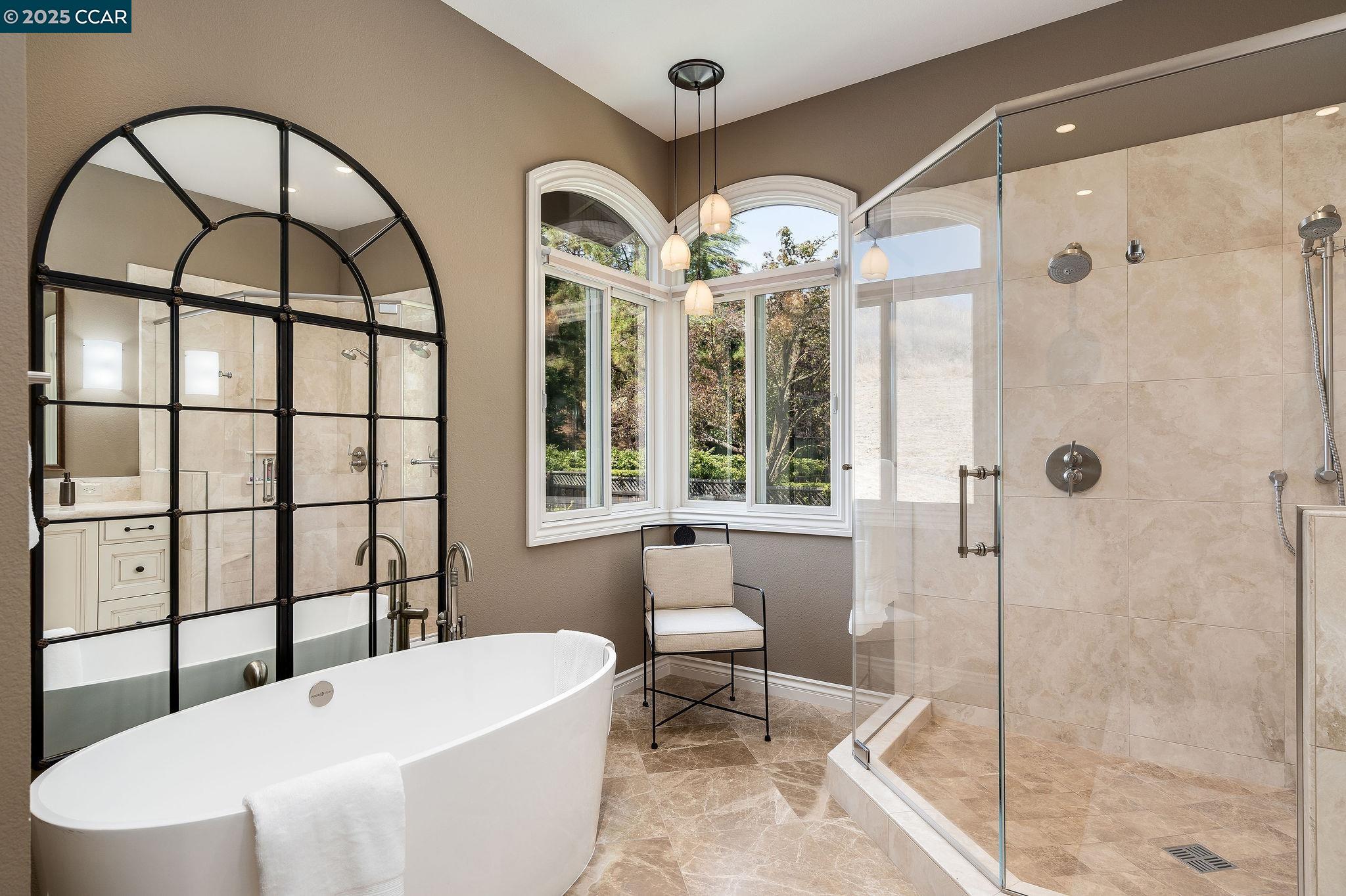 Detail Gallery Image 19 of 38 For 129 Alta Vista Way, Danville,  CA 94506 - 4 Beds | 3/1 Baths