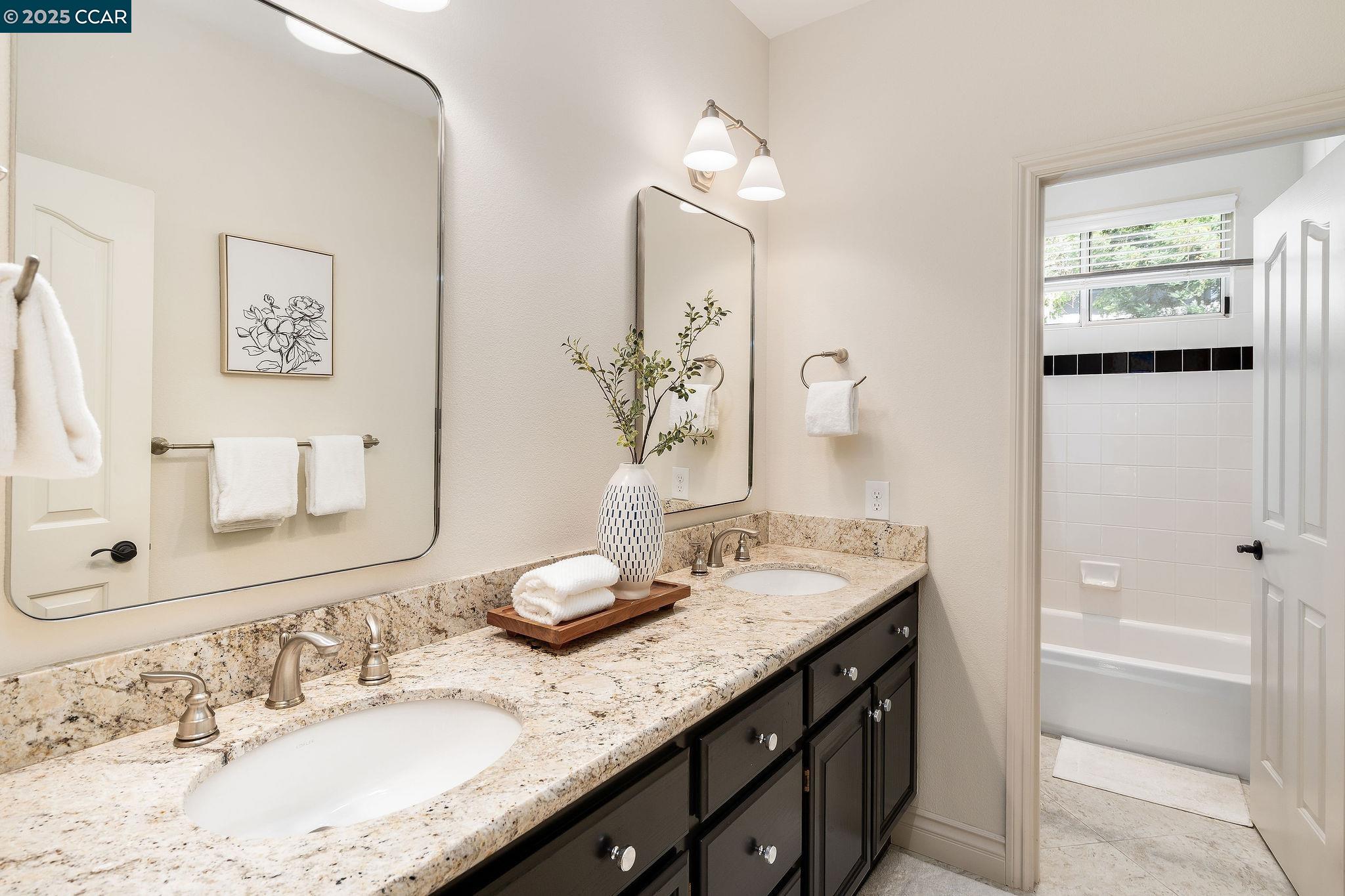 Detail Gallery Image 21 of 38 For 129 Alta Vista Way, Danville,  CA 94506 - 4 Beds | 3/1 Baths