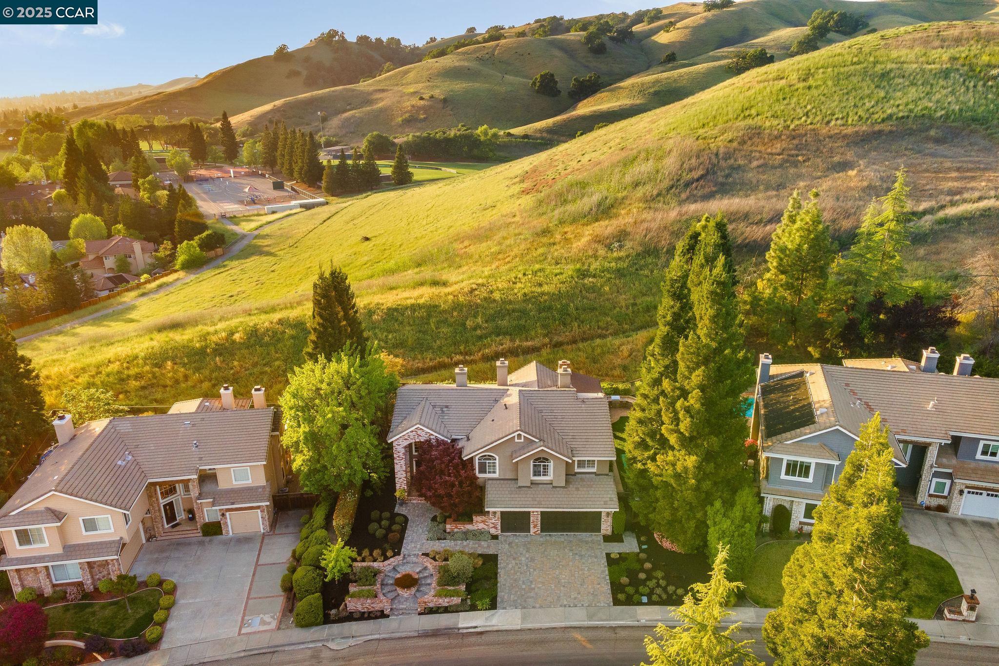 Detail Gallery Image 34 of 38 For 129 Alta Vista Way, Danville,  CA 94506 - 4 Beds | 3/1 Baths