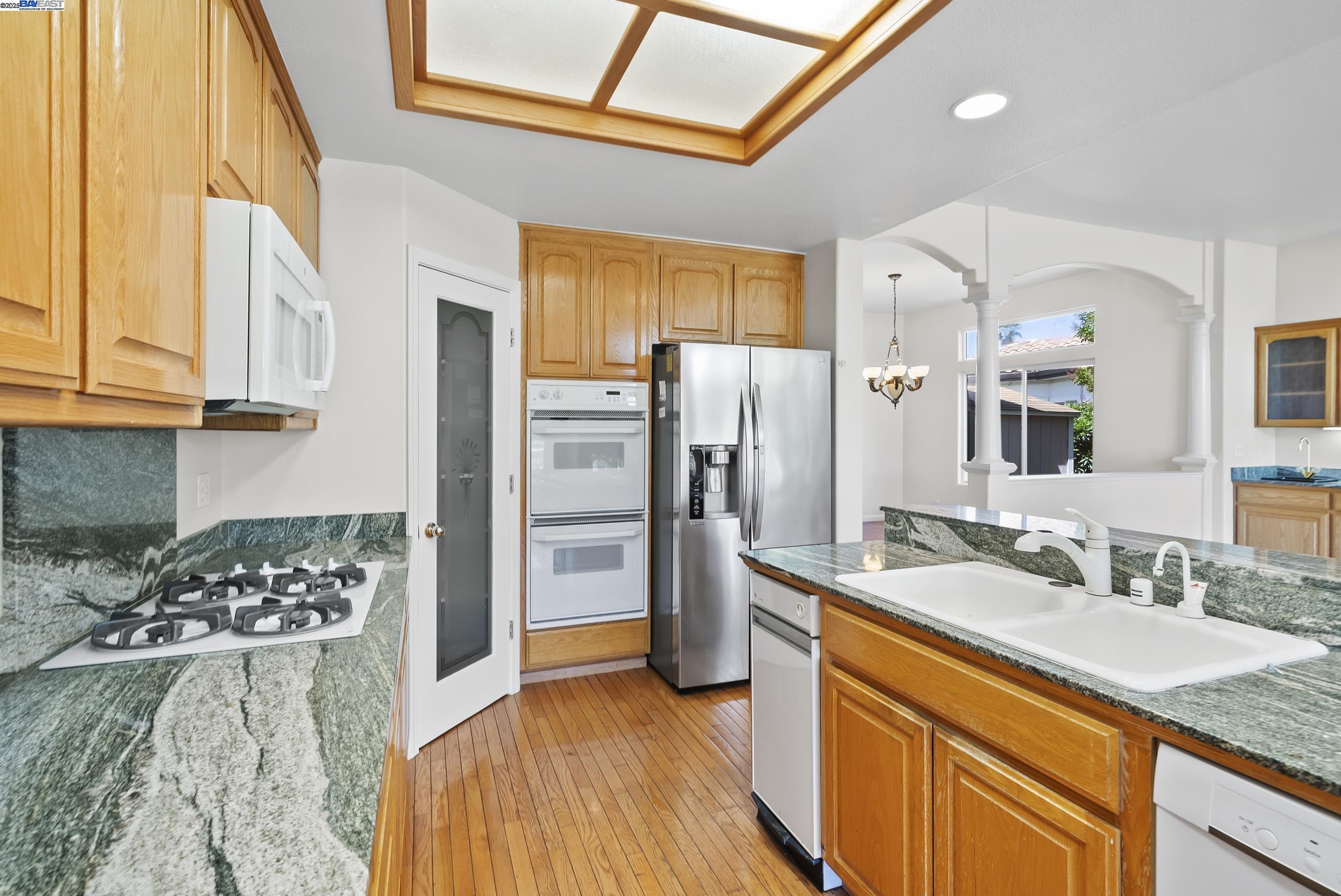 Detail Gallery Image 4 of 14 For 5511 Lanai Ct, Discovery Bay,  CA 94505 - 3 Beds | 2 Baths
