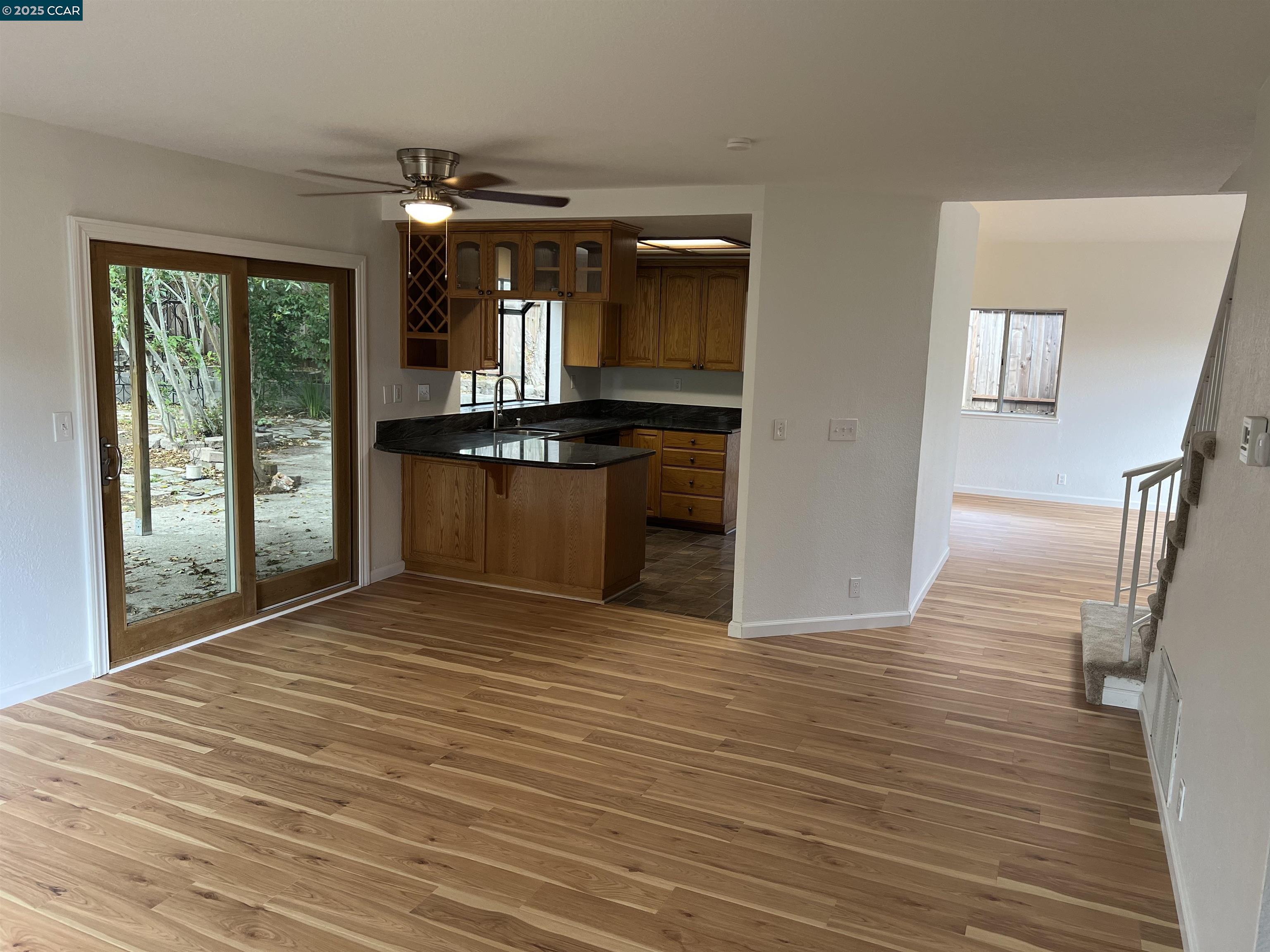 Detail Gallery Image 11 of 43 For 448 Mcgrue Circle, Vallejo,  CA 94589 - 3 Beds | 2/1 Baths