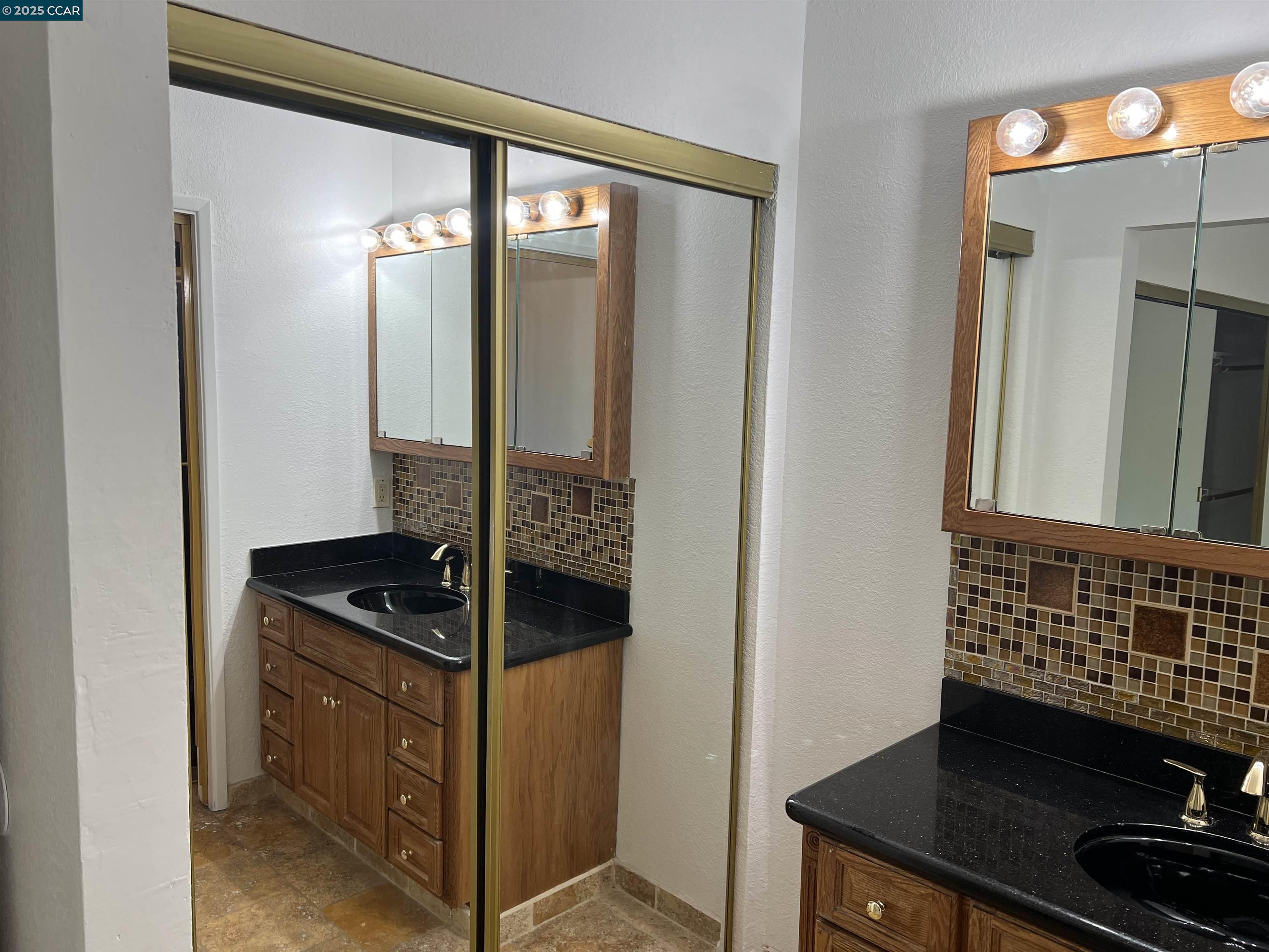 Detail Gallery Image 25 of 43 For 448 Mcgrue Circle, Vallejo,  CA 94589 - 3 Beds | 2/1 Baths