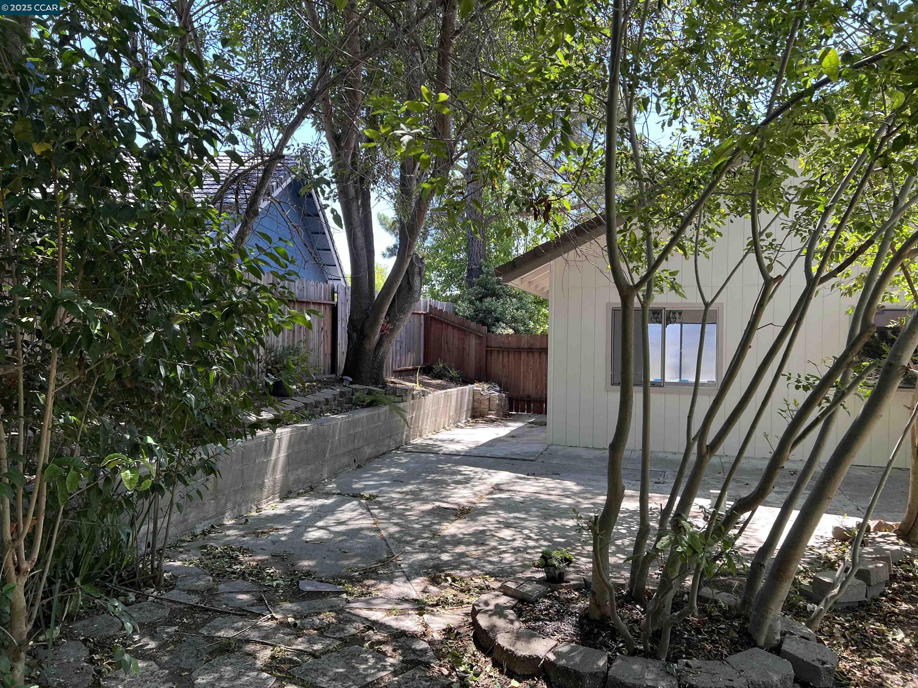 Detail Gallery Image 35 of 43 For 448 Mcgrue Circle, Vallejo,  CA 94589 - 3 Beds | 2/1 Baths