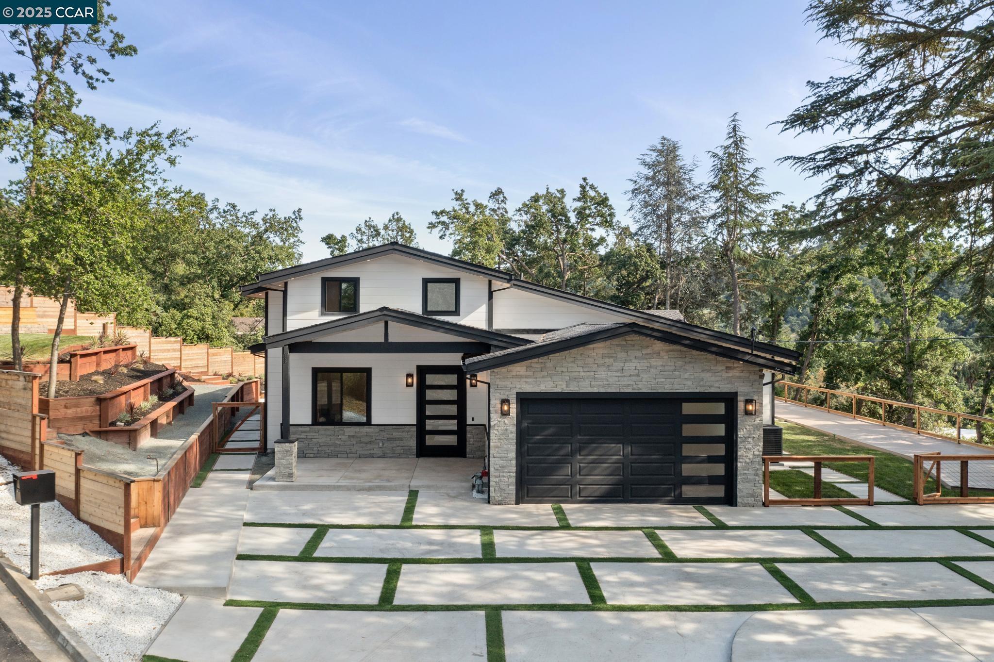 17 Julianne Ct, Walnut Creek, CA 94595