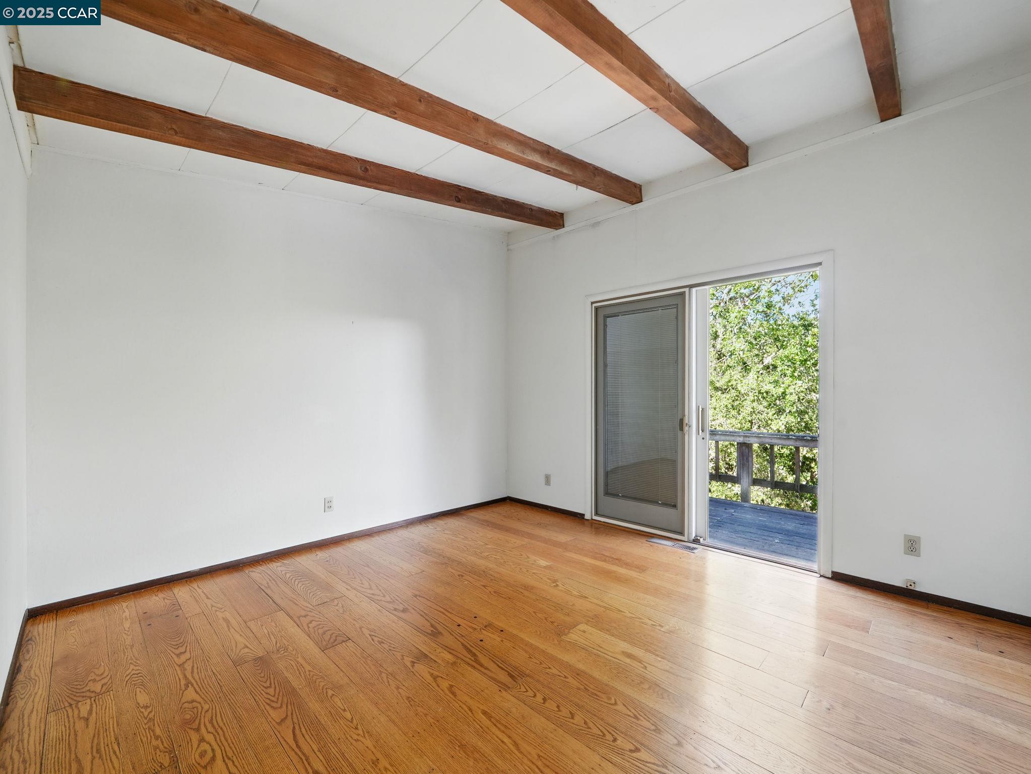 Detail Gallery Image 16 of 42 For 5 Tappan Ct, Orinda,  CA 94563 - 3 Beds | 2/1 Baths