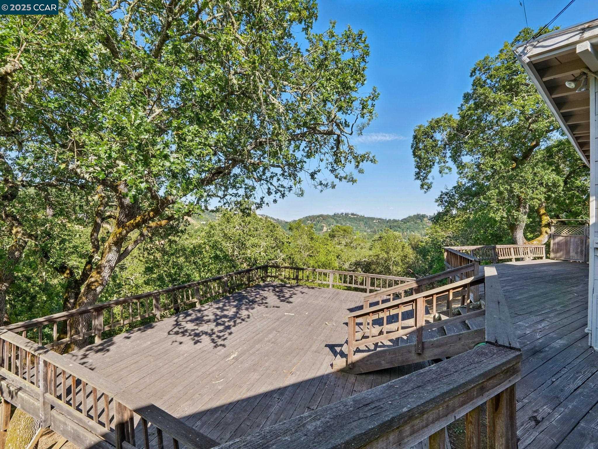 Detail Gallery Image 23 of 42 For 5 Tappan Ct, Orinda,  CA 94563 - 3 Beds | 2/1 Baths