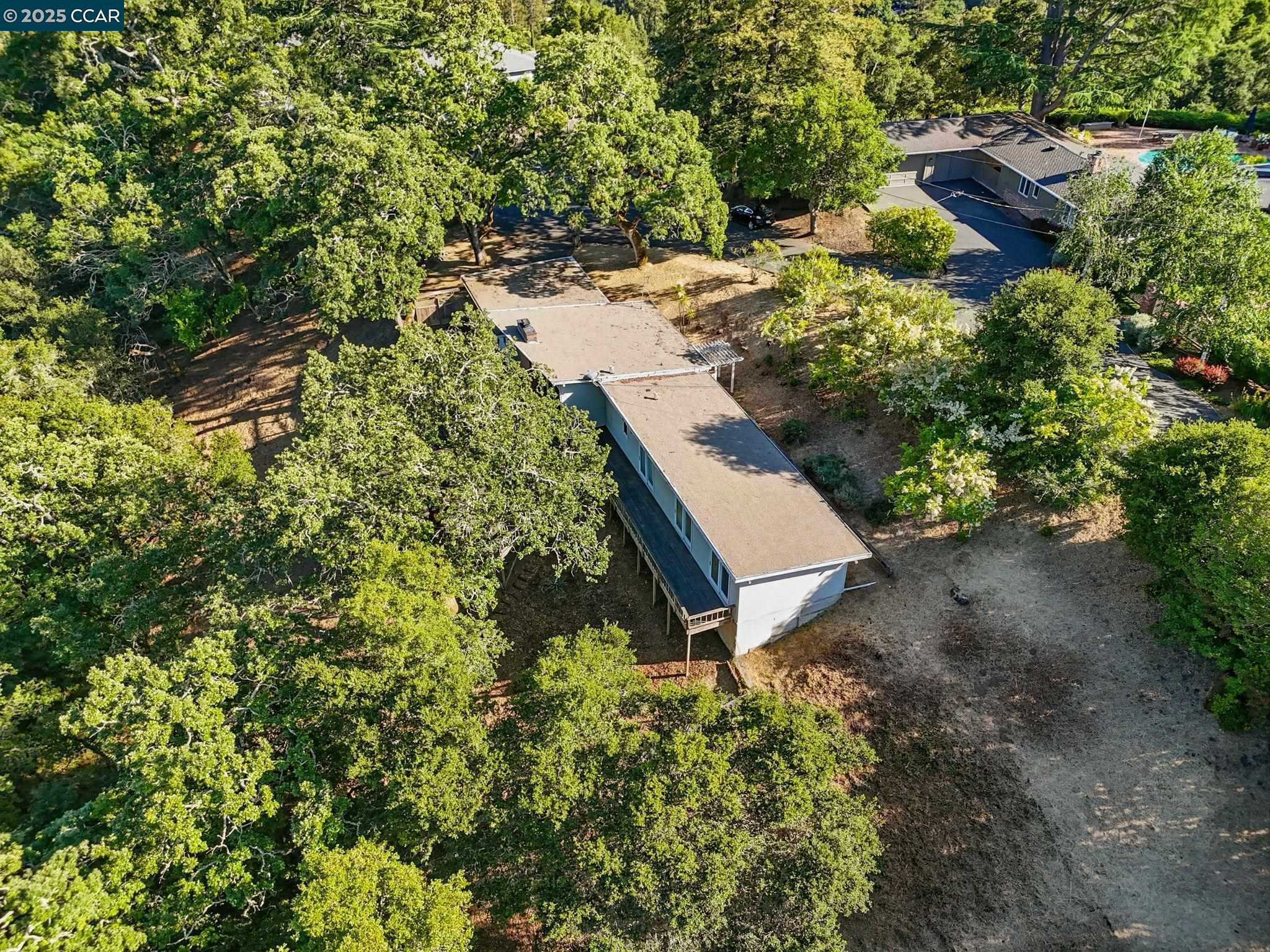 Detail Gallery Image 33 of 42 For 5 Tappan Ct, Orinda,  CA 94563 - 3 Beds | 2/1 Baths