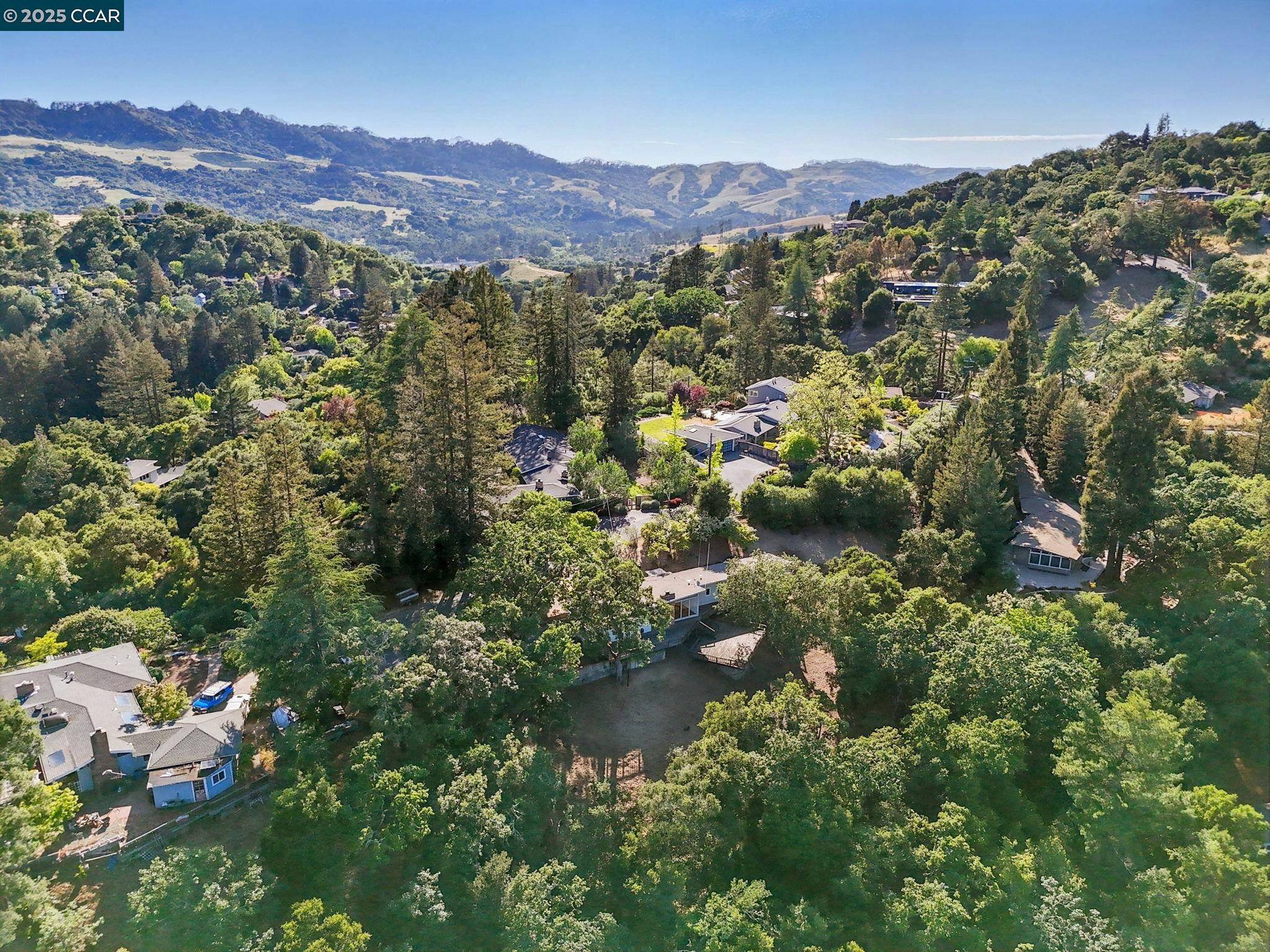 Detail Gallery Image 41 of 42 For 5 Tappan Ct, Orinda,  CA 94563 - 3 Beds | 2/1 Baths