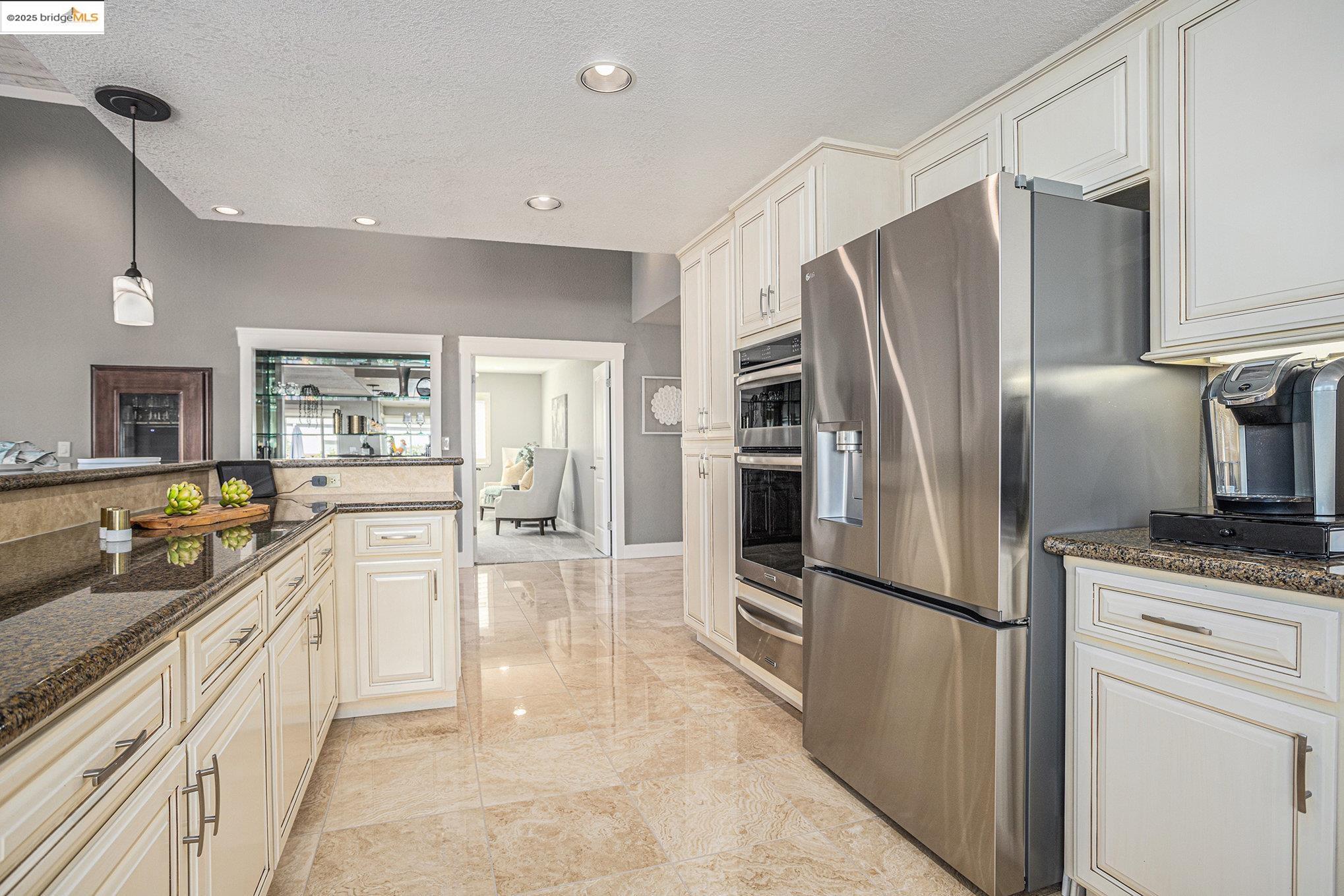 Detail Gallery Image 16 of 42 For 737 Willow Lake Rd, Discovery Bay,  CA 94505 - 3 Beds | 2 Baths