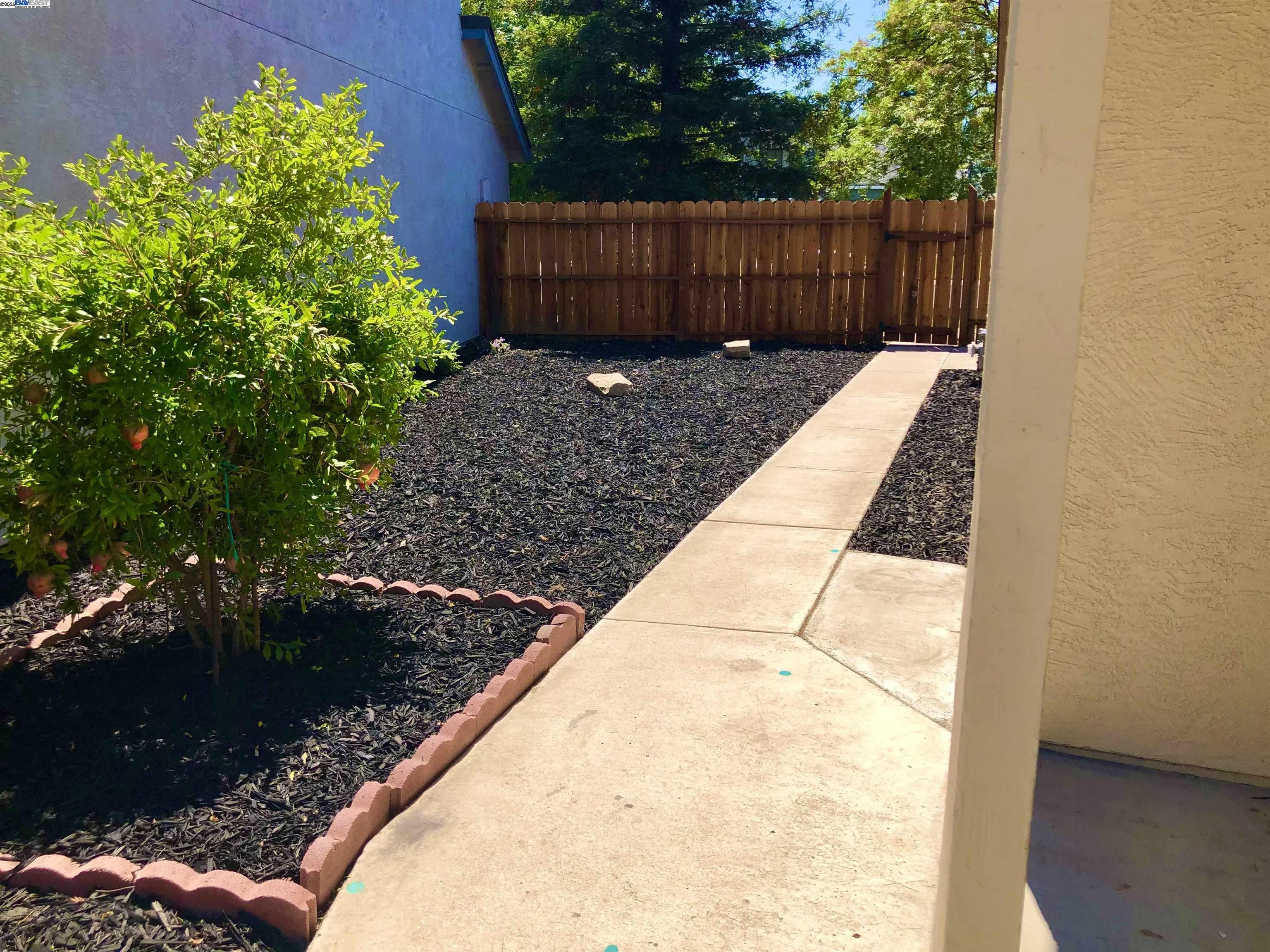 Detail Gallery Image 38 of 55 For 1023 Snowgoose Ln, Manteca,  CA 95337 - 3 Beds | 2 Baths