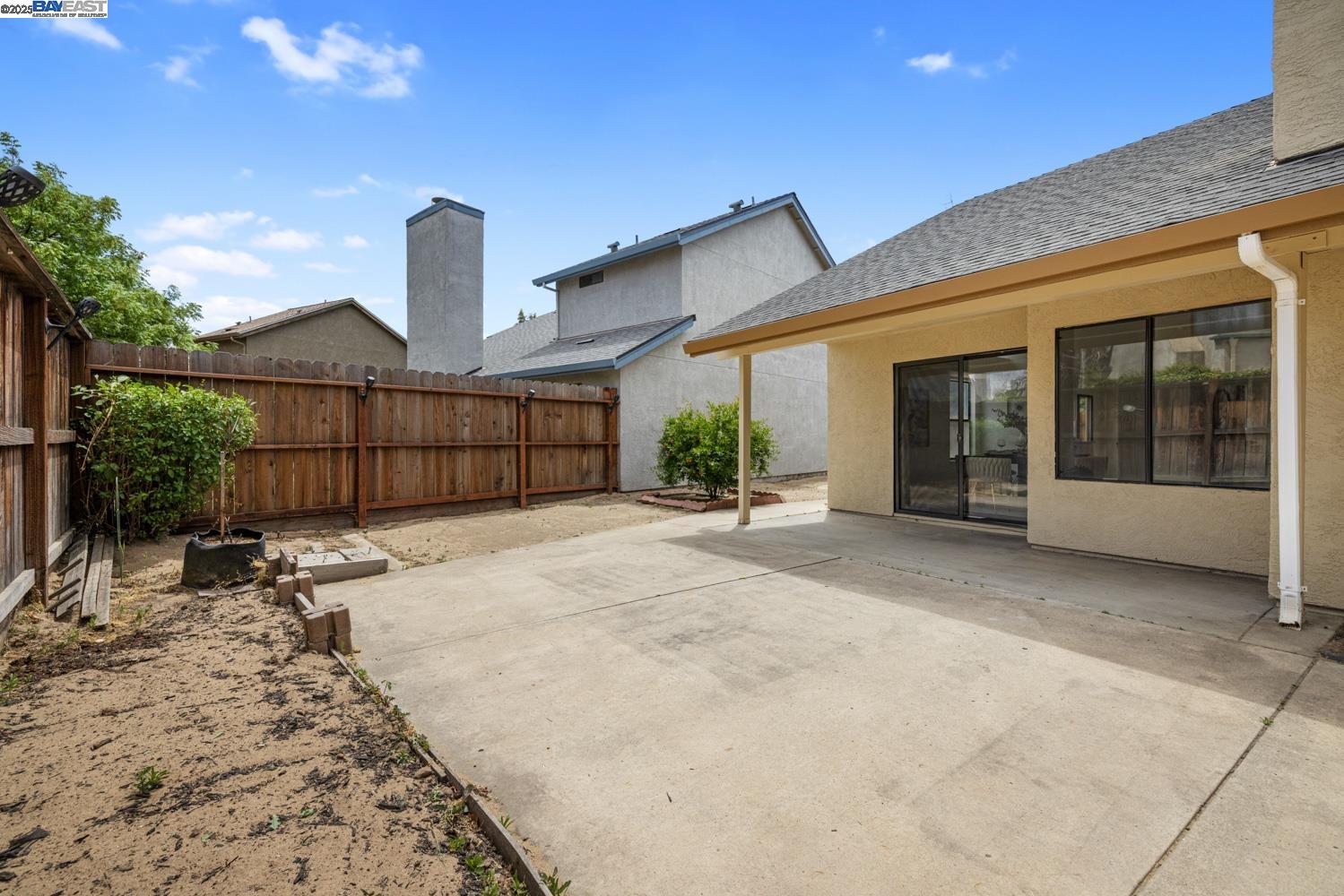 Detail Gallery Image 38 of 48 For 1023 Snowgoose Ln, Manteca,  CA 95337 - 3 Beds | 2 Baths