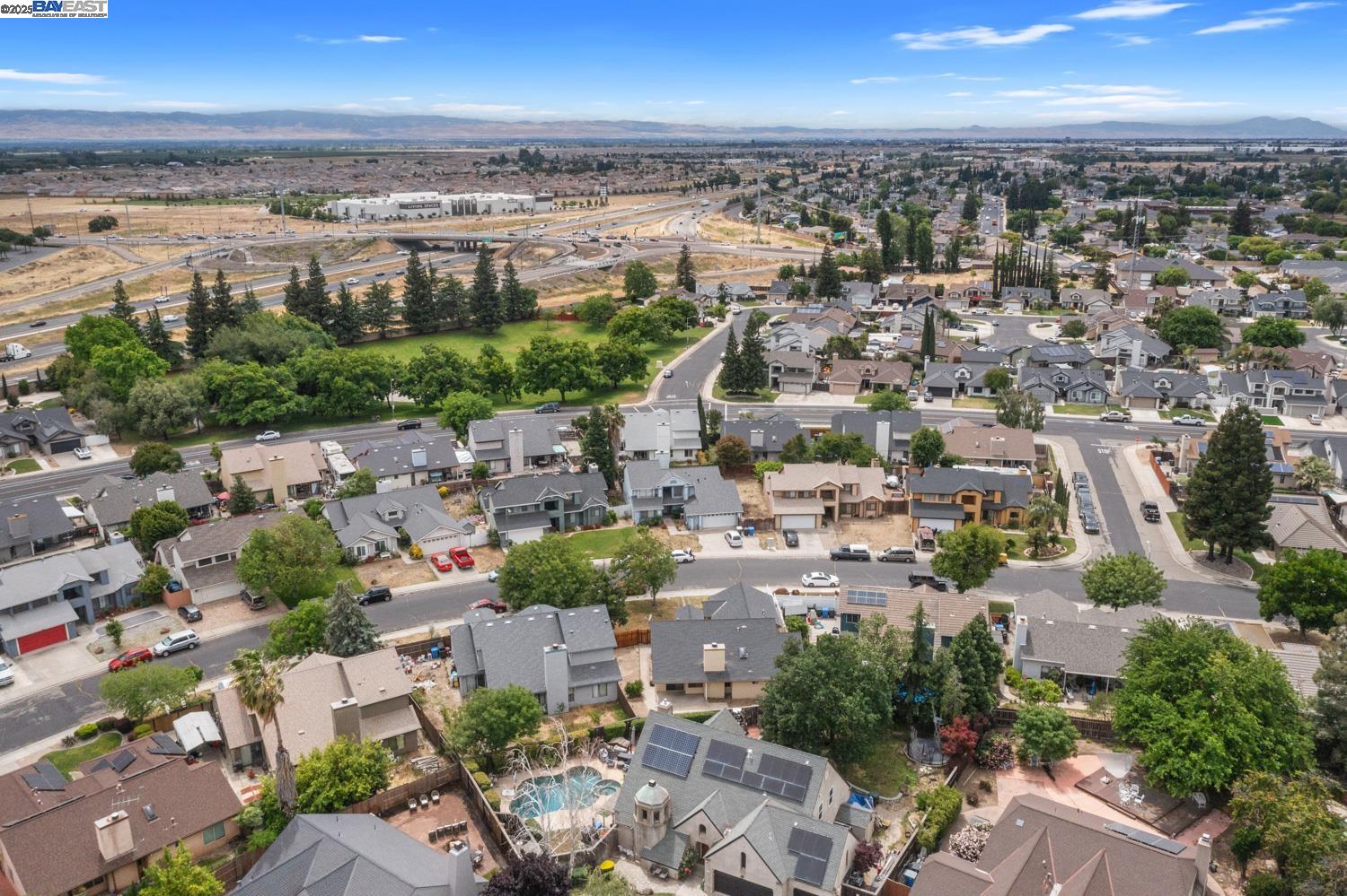 Detail Gallery Image 41 of 48 For 1023 Snowgoose Ln, Manteca,  CA 95337 - 3 Beds | 2 Baths