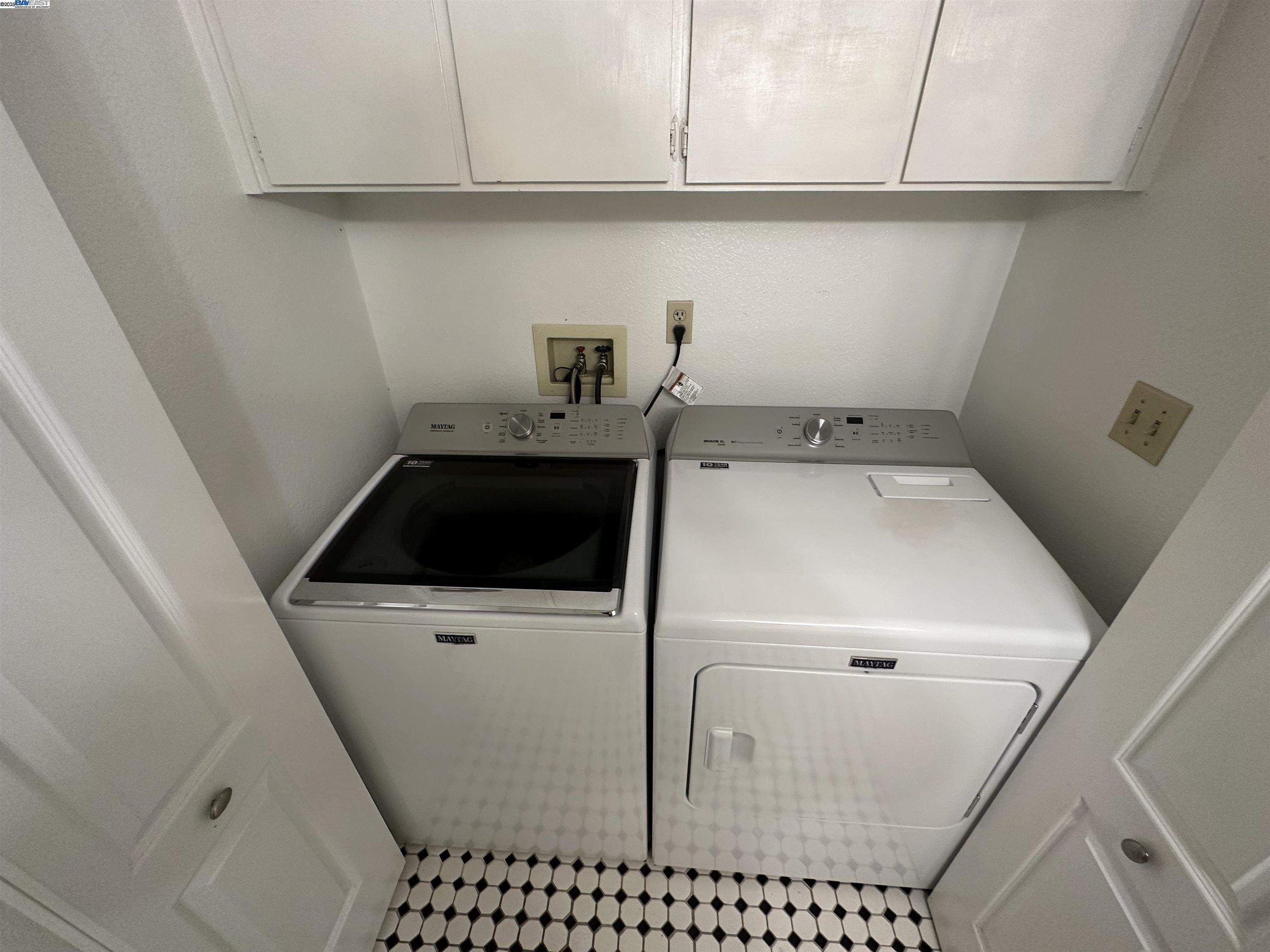 Detail Gallery Image 11 of 20 For 804 Devonwood, Hercules,  CA 94547 - 2 Beds | 2/1 Baths