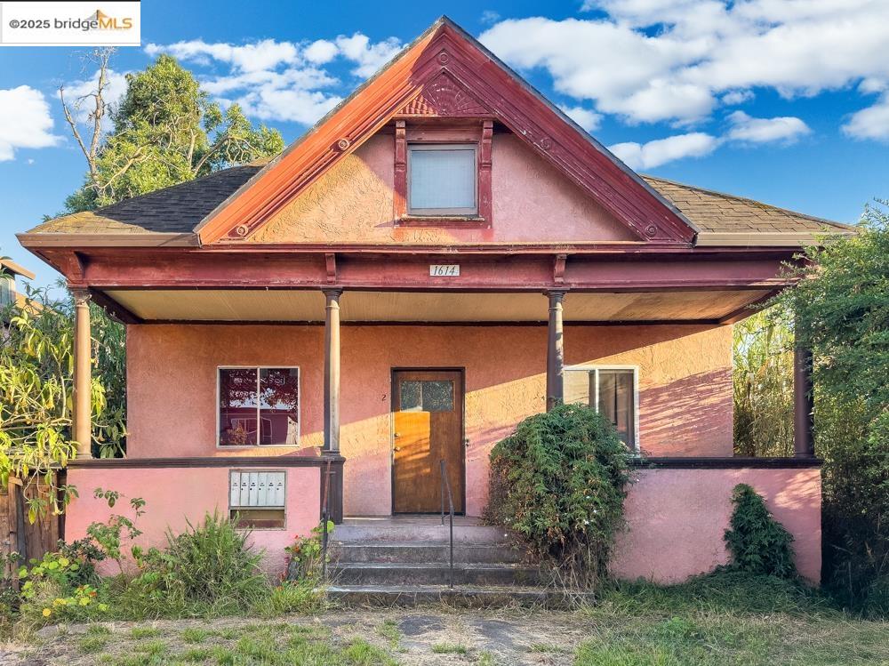 Detail Gallery Image 6 of 23 For 1614 Russell Street, Berkeley,  CA 94703 - – Beds | – Baths