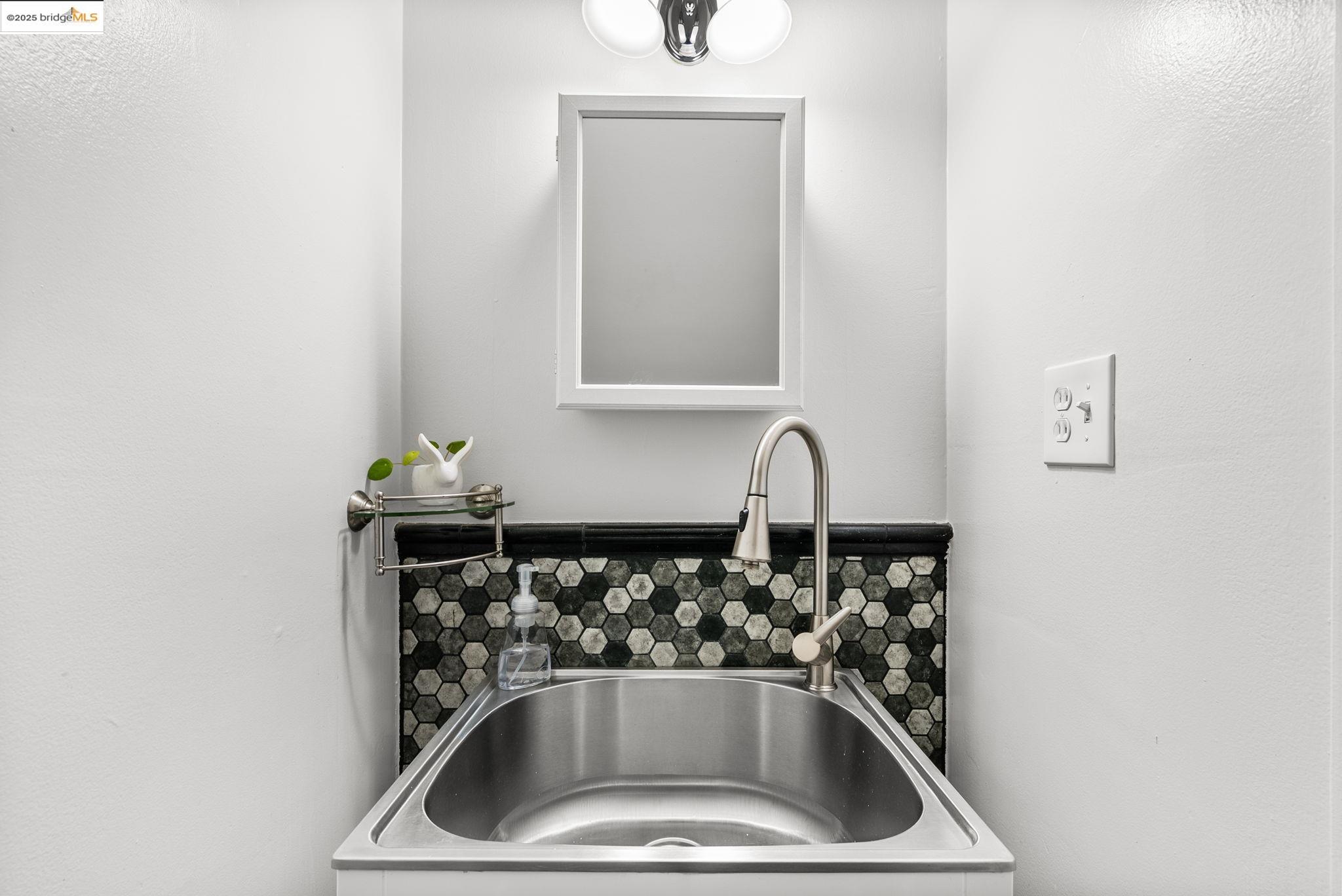 Photo #10: 41098084 Listing: Photo #10