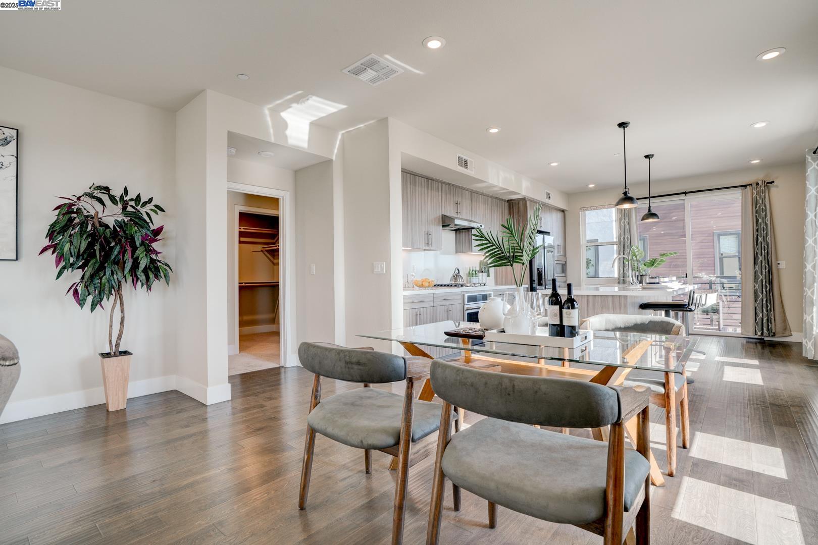 Photo #6: 41098089 Listing 