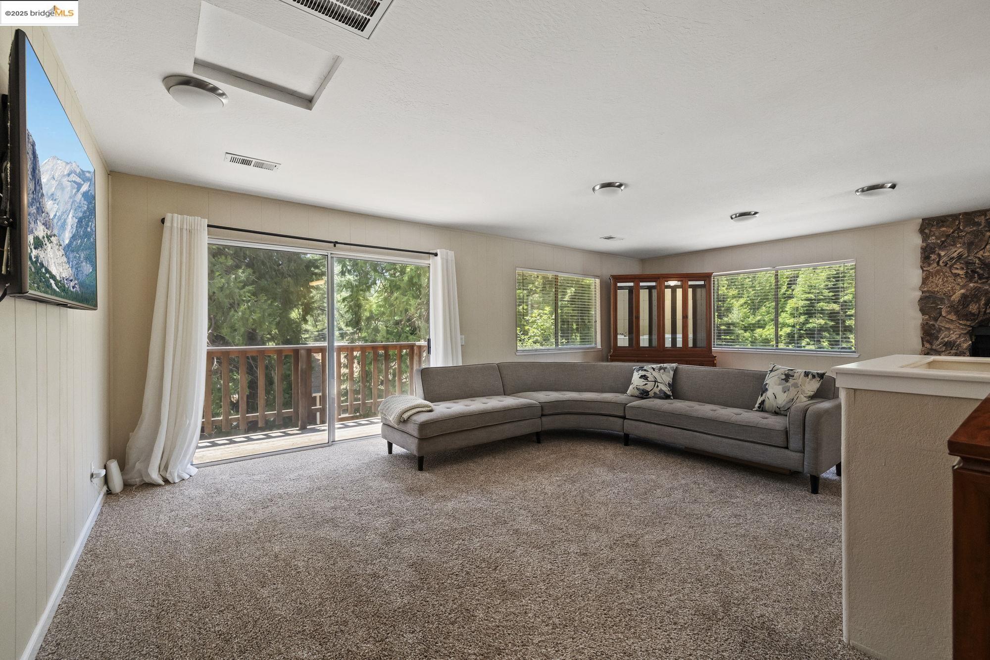 Detail Gallery Image 10 of 26 For 17801 Lark, Twain Harte,  CA 95383-9736 - 3 Beds | 2/1 Baths