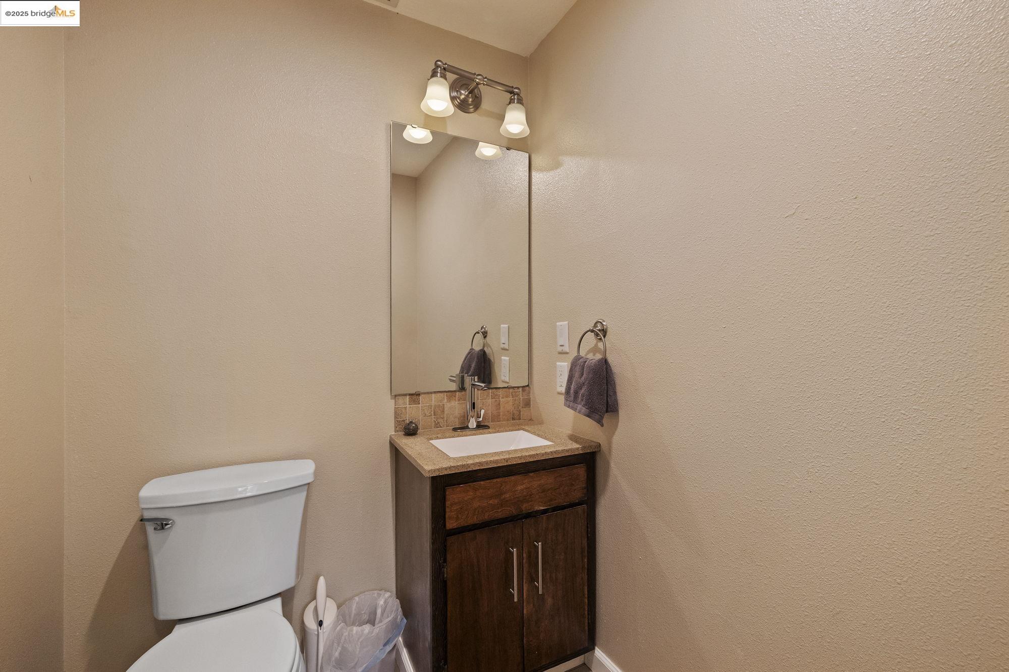 Detail Gallery Image 14 of 30 For 17801 Lark, Twain Harte,  CA 95383-9736 - 3 Beds | 2/1 Baths