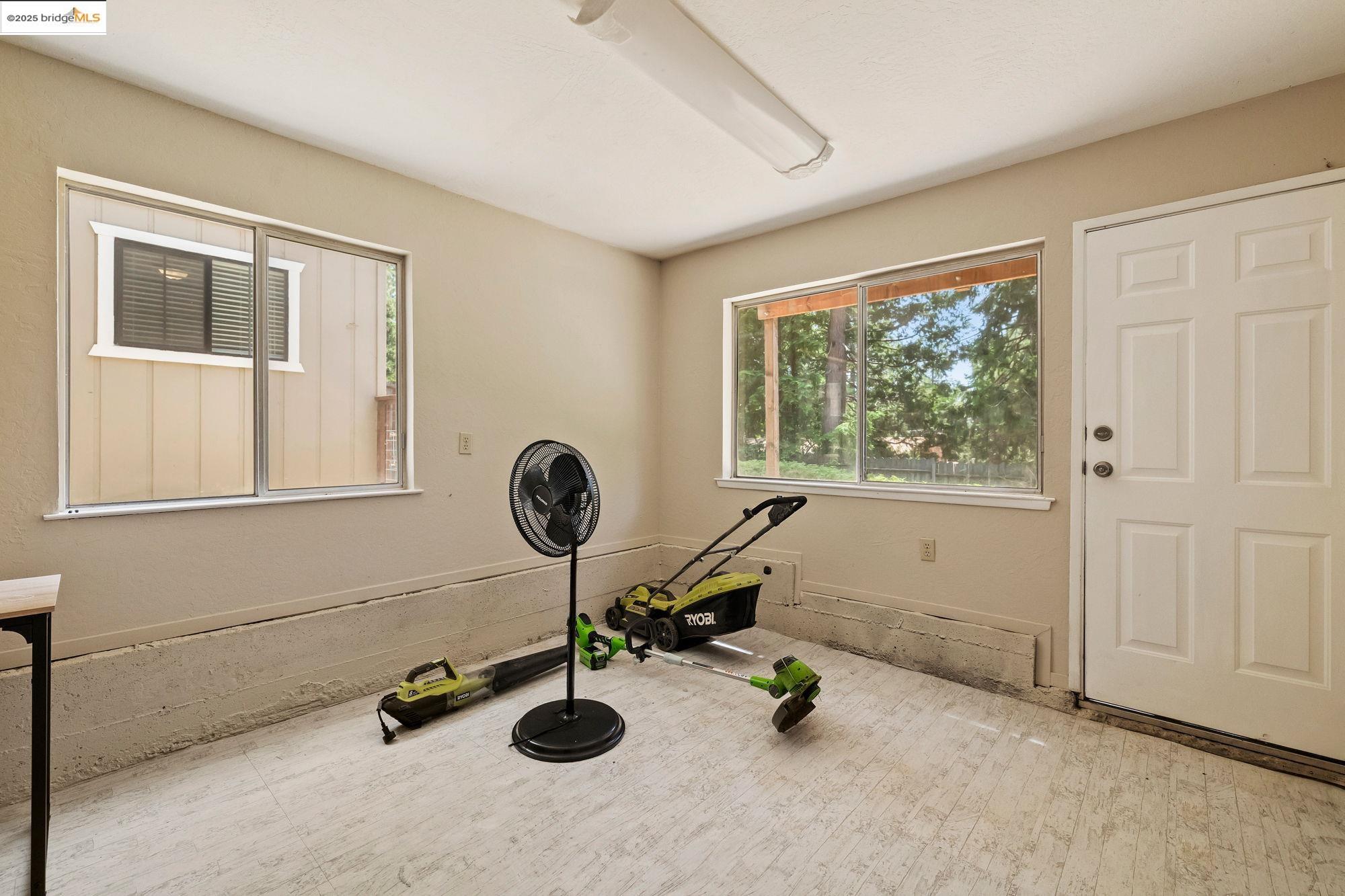 Detail Gallery Image 22 of 26 For 17801 Lark, Twain Harte,  CA 95383-9736 - 3 Beds | 2/1 Baths