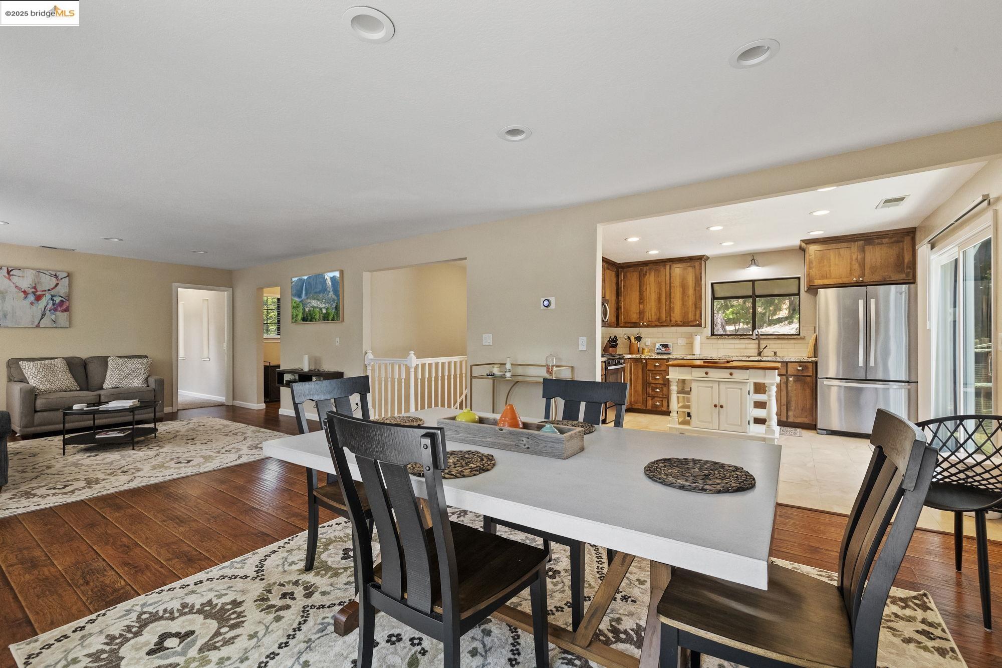 Detail Gallery Image 9 of 30 For 17801 Lark, Twain Harte,  CA 95383-9736 - 3 Beds | 2/1 Baths