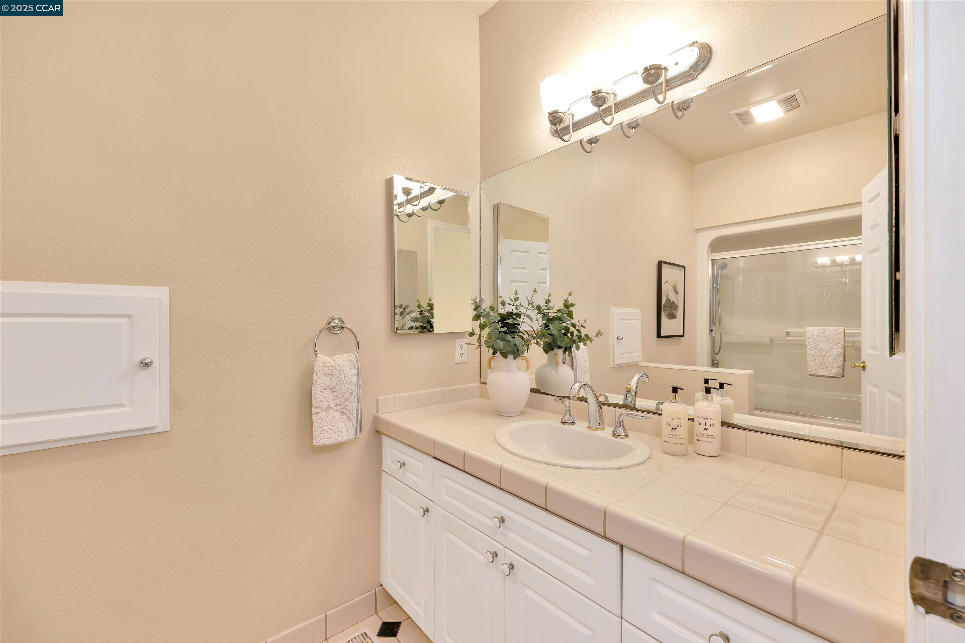48 STERLING WAY, LAFAYETTE, CA 94549  Photo 17