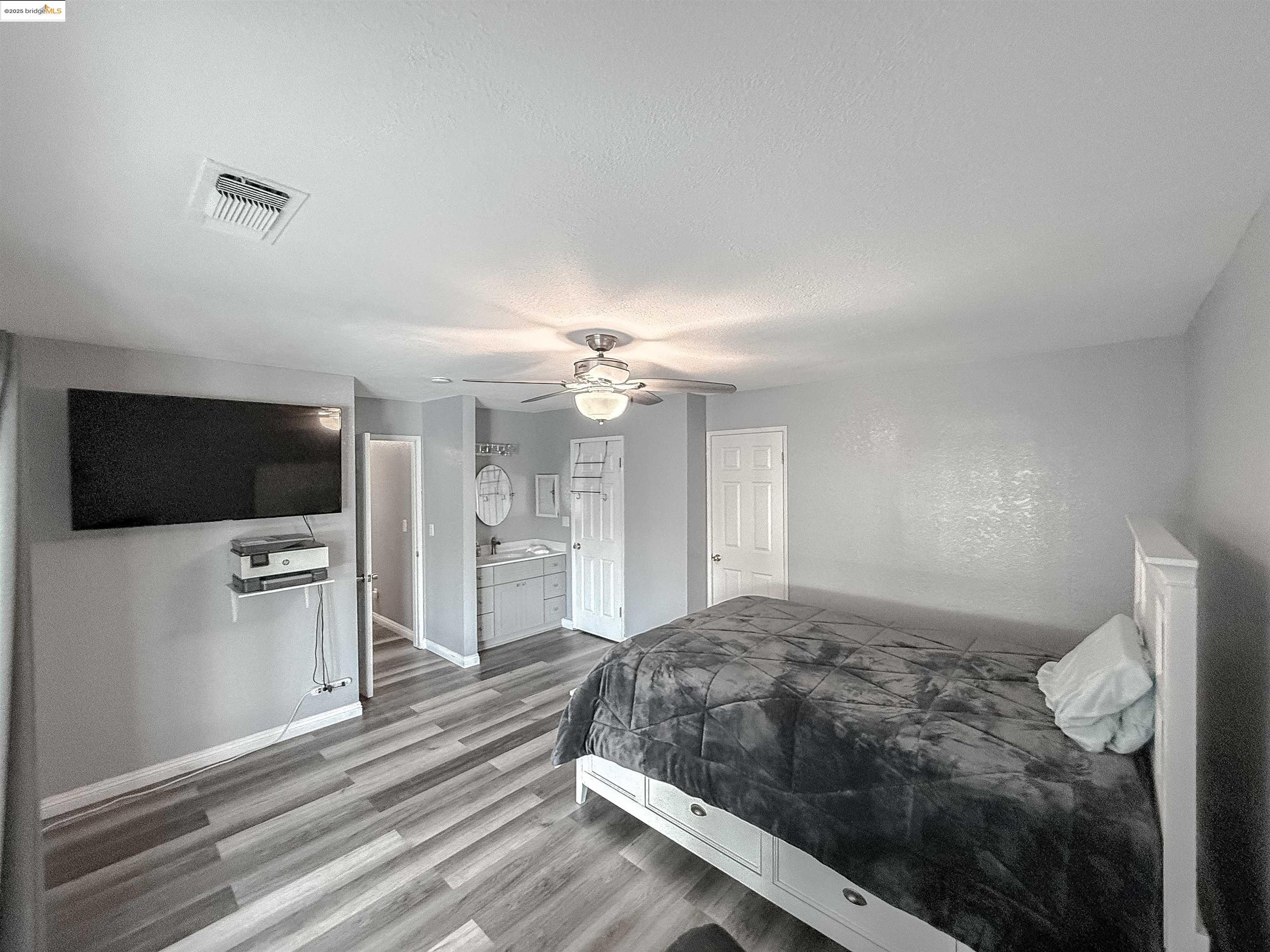 Detail Gallery Image 19 of 25 For 166 Norman Ct, Tracy,  CA 95376 - 5 Beds | 3 Baths
