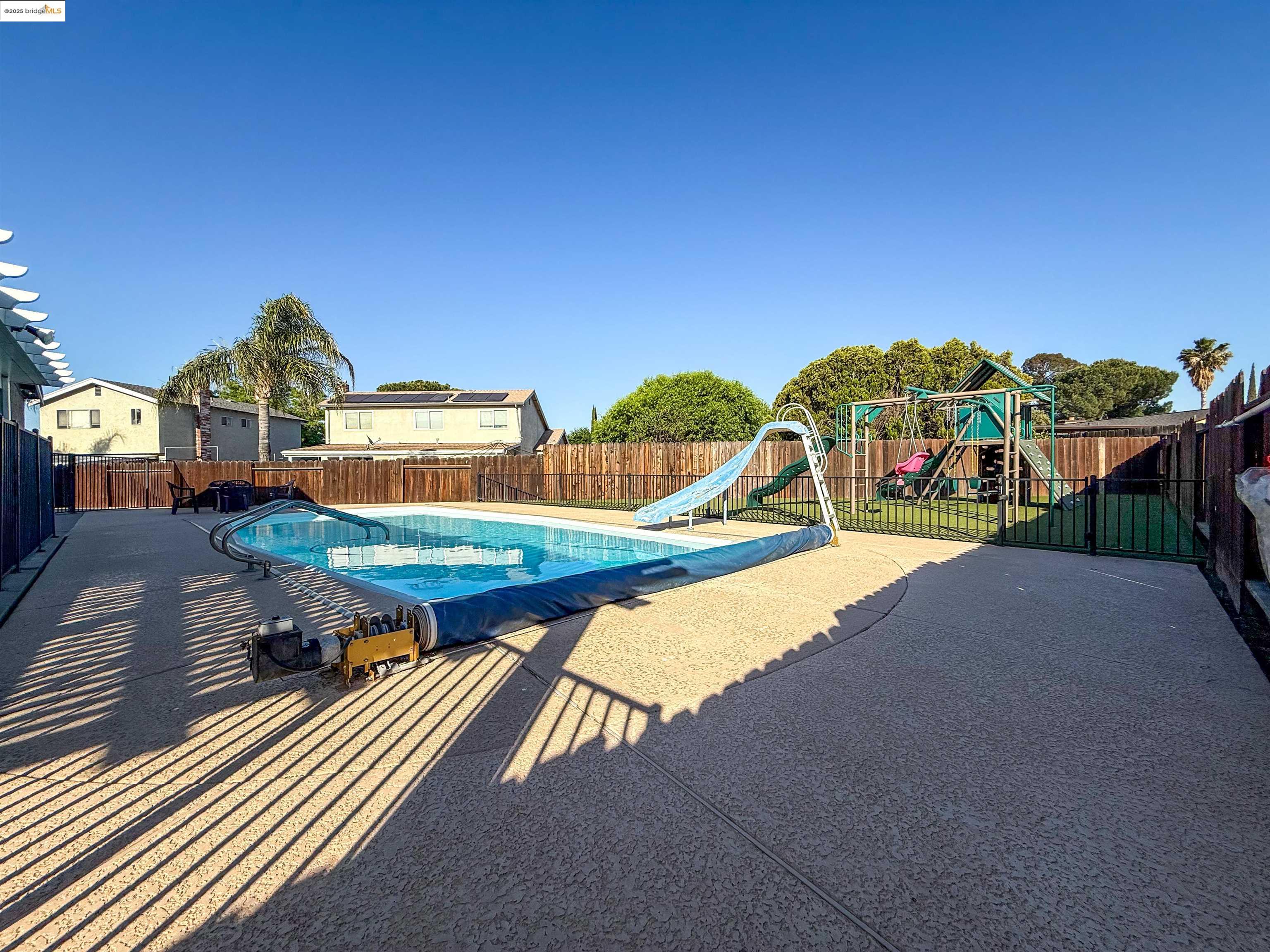Detail Gallery Image 24 of 25 For 166 Norman Ct, Tracy,  CA 95376 - 5 Beds | 3 Baths