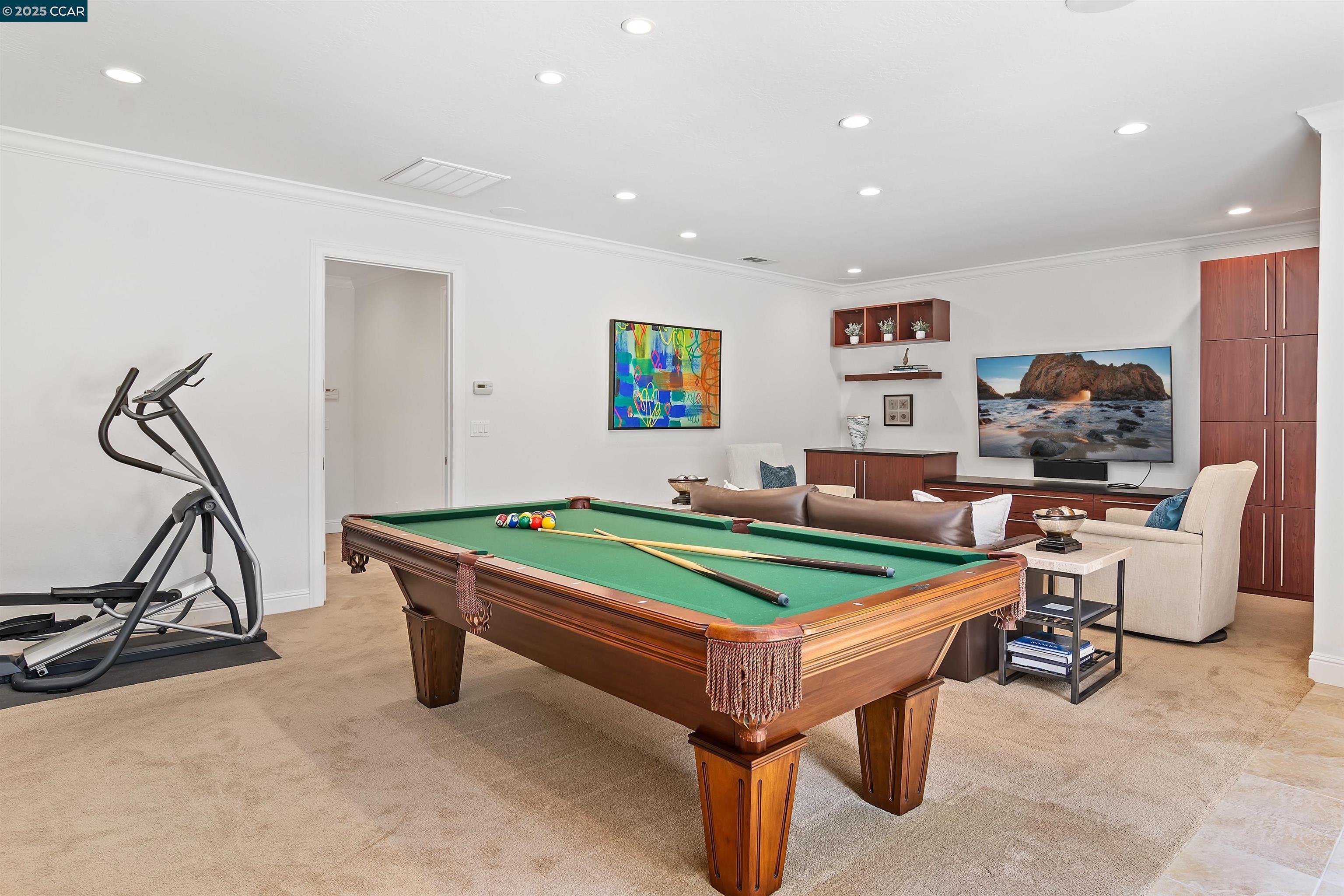 Detail Gallery Image 32 of 60 For 2142 Deer Oak Way, Danville,  CA 94506 - 5 Beds | 3/1 Baths