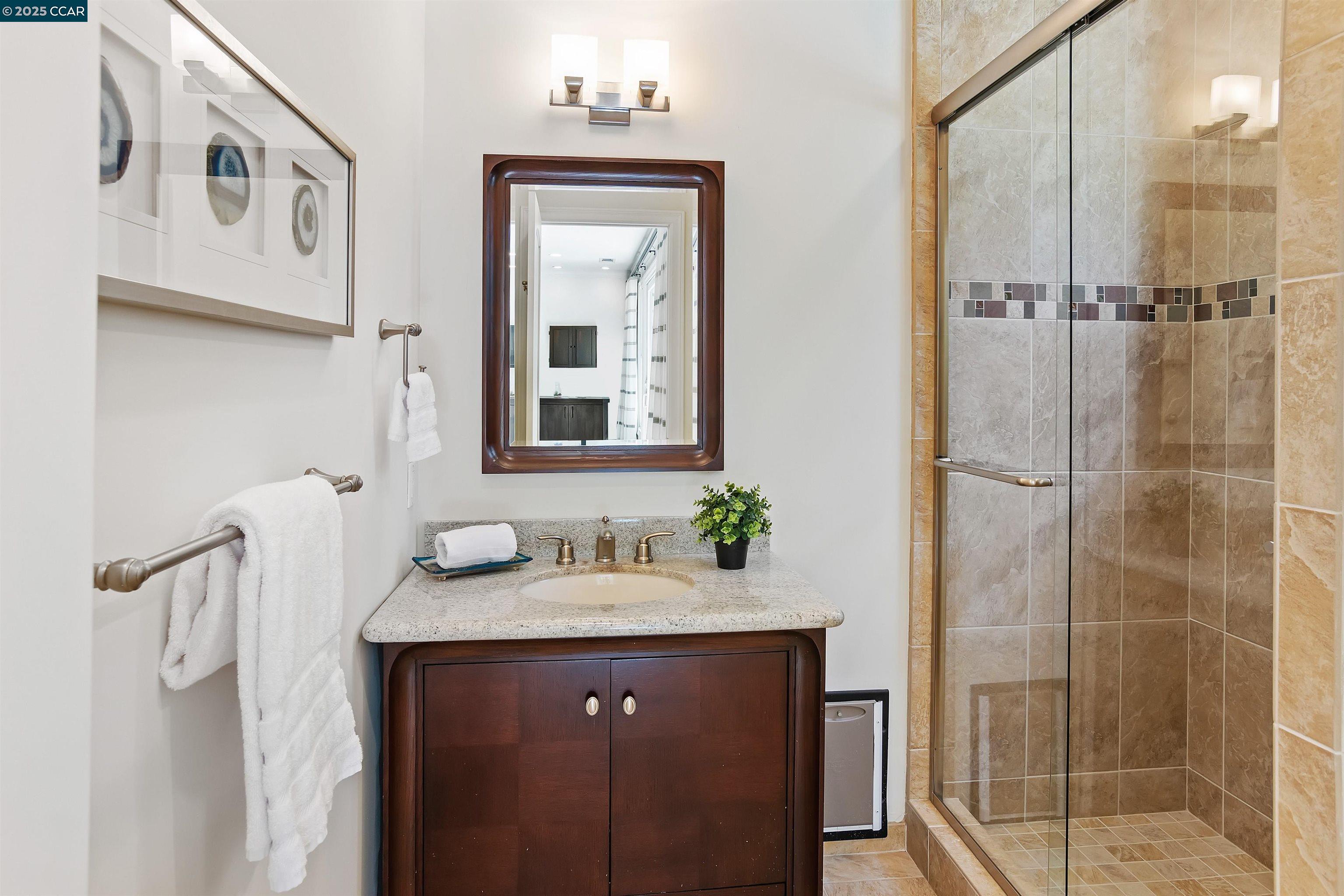 Detail Gallery Image 35 of 60 For 2142 Deer Oak Way, Danville,  CA 94506 - 5 Beds | 3/1 Baths