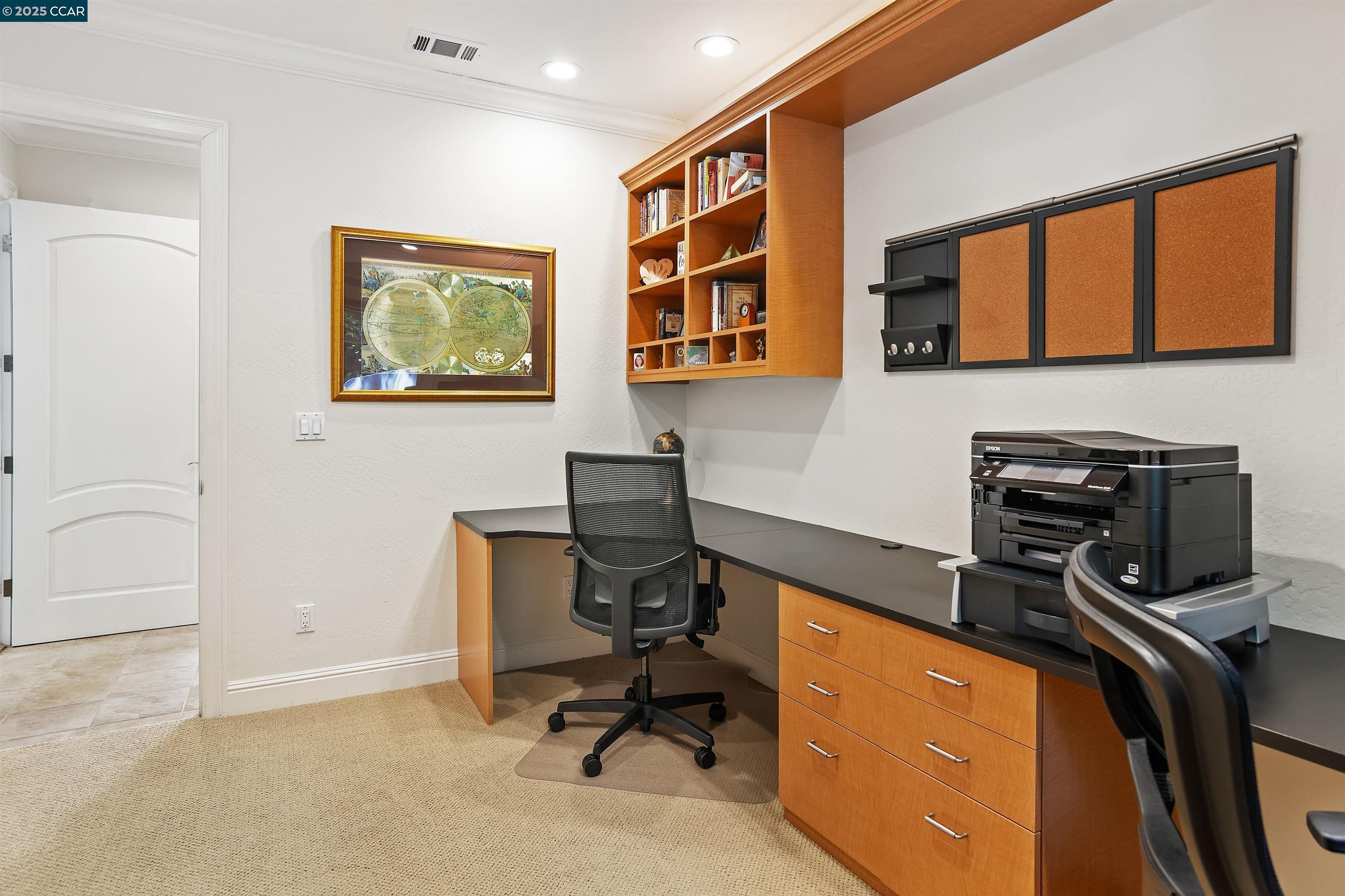 Detail Gallery Image 37 of 60 For 2142 Deer Oak Way, Danville,  CA 94506 - 5 Beds | 3/1 Baths