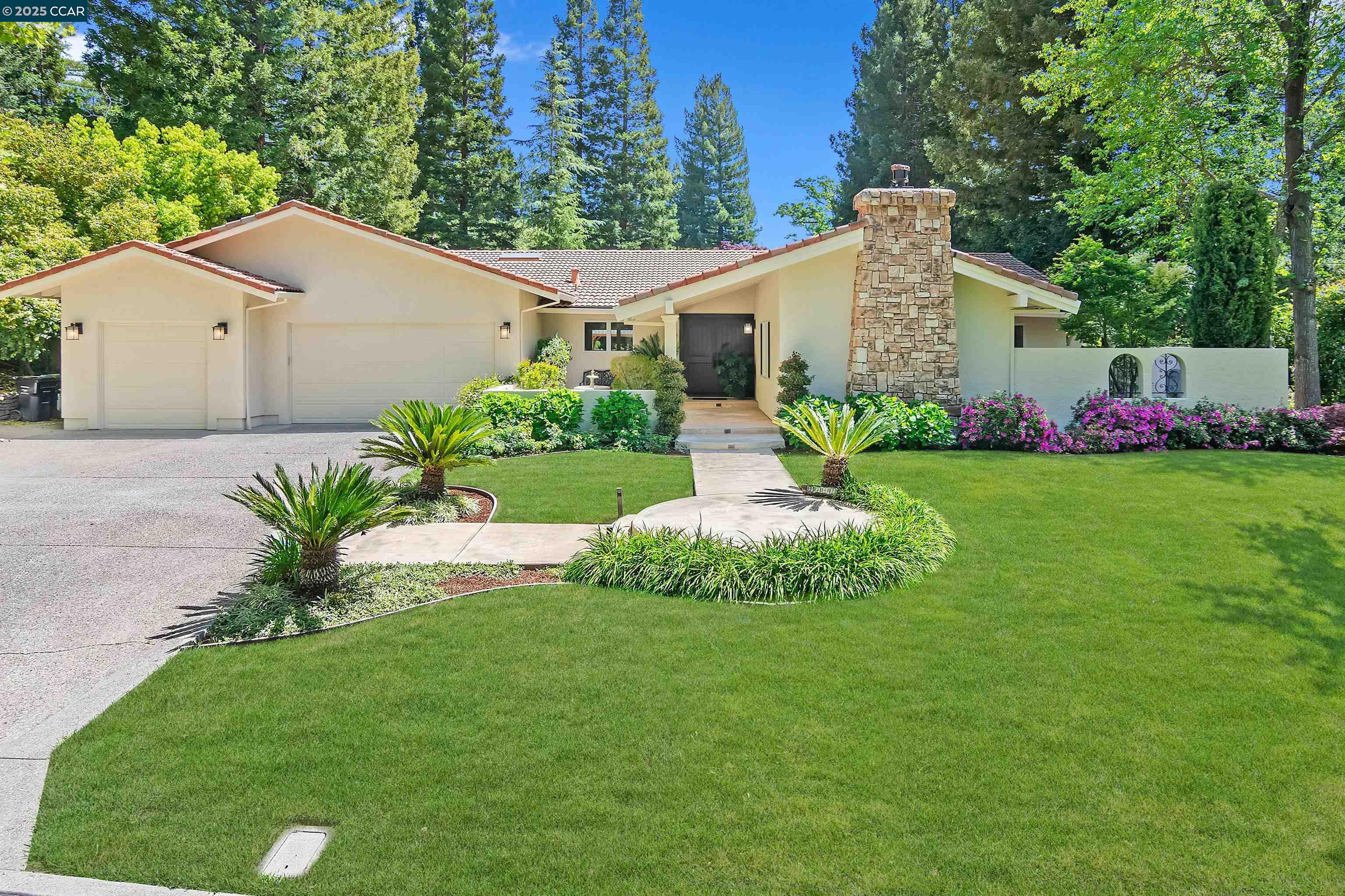 Detail Gallery Image 5 of 60 For 2142 Deer Oak Way, Danville,  CA 94506 - 5 Beds | 3/1 Baths