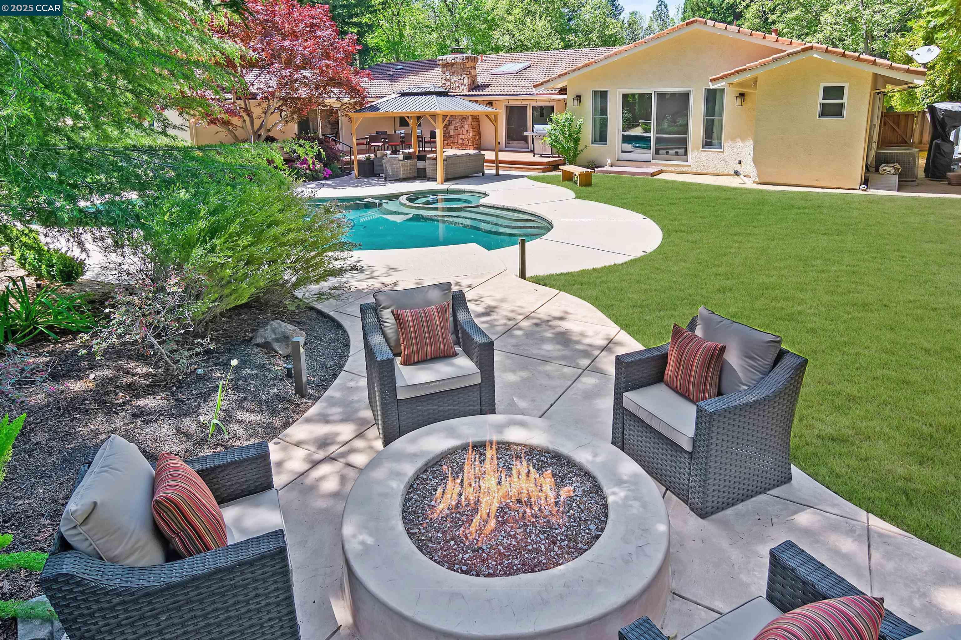 Detail Gallery Image 56 of 60 For 2142 Deer Oak Way, Danville,  CA 94506 - 5 Beds | 3/1 Baths