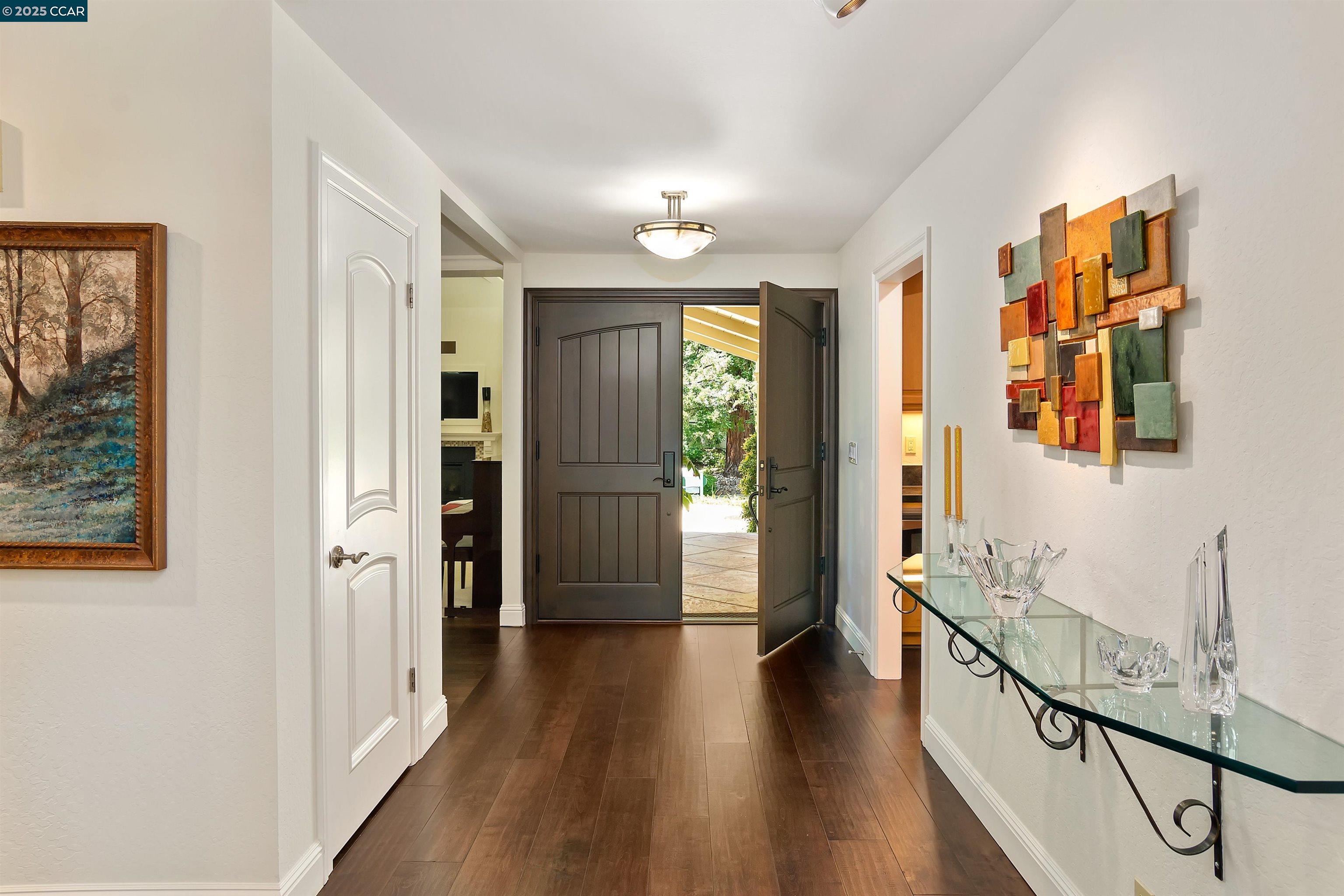 Detail Gallery Image 7 of 60 For 2142 Deer Oak Way, Danville,  CA 94506 - 5 Beds | 3/1 Baths