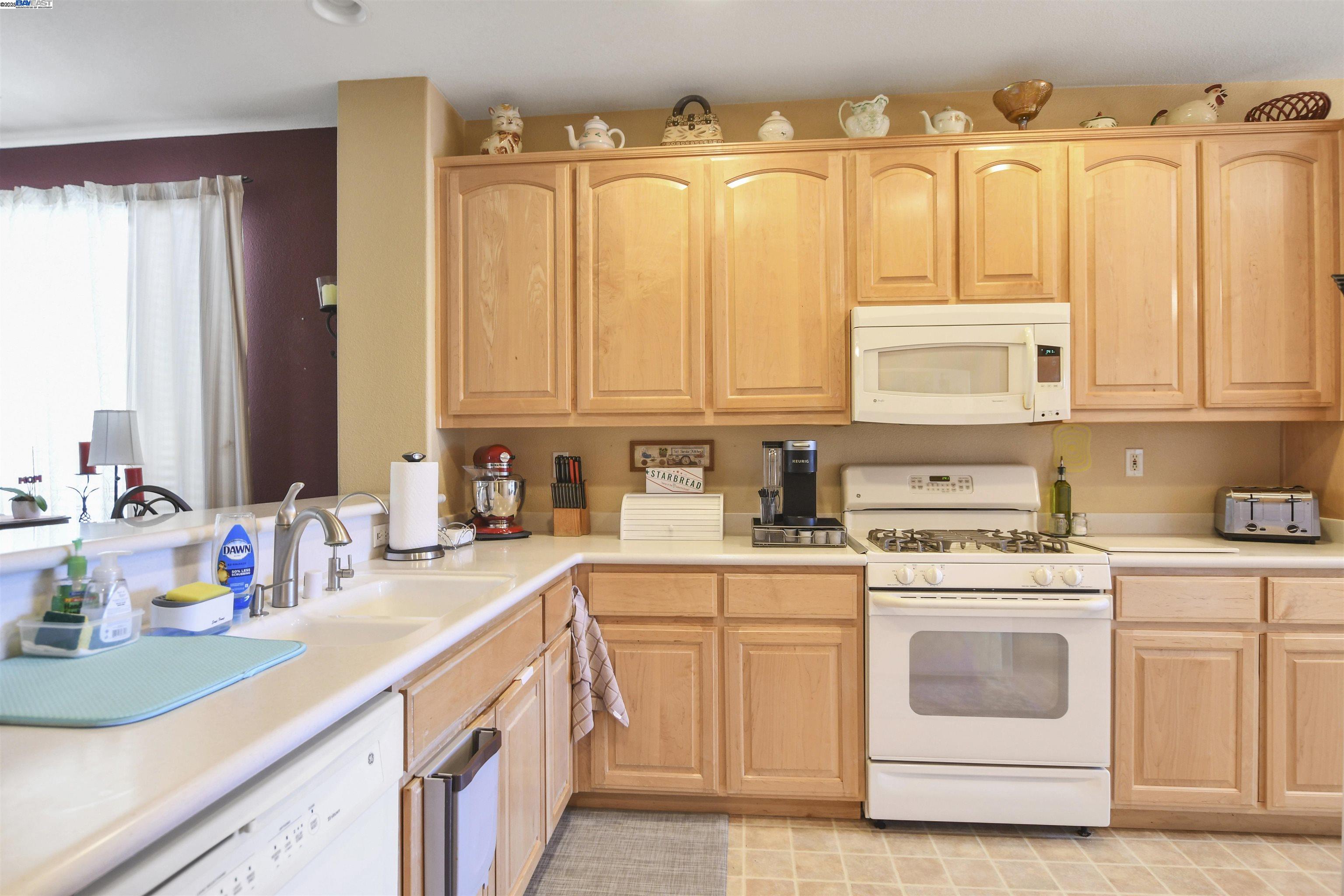 Detail Gallery Image 12 of 32 For 989 Centennial Dr, Brentwood,  CA 94513 - 2 Beds | 2 Baths