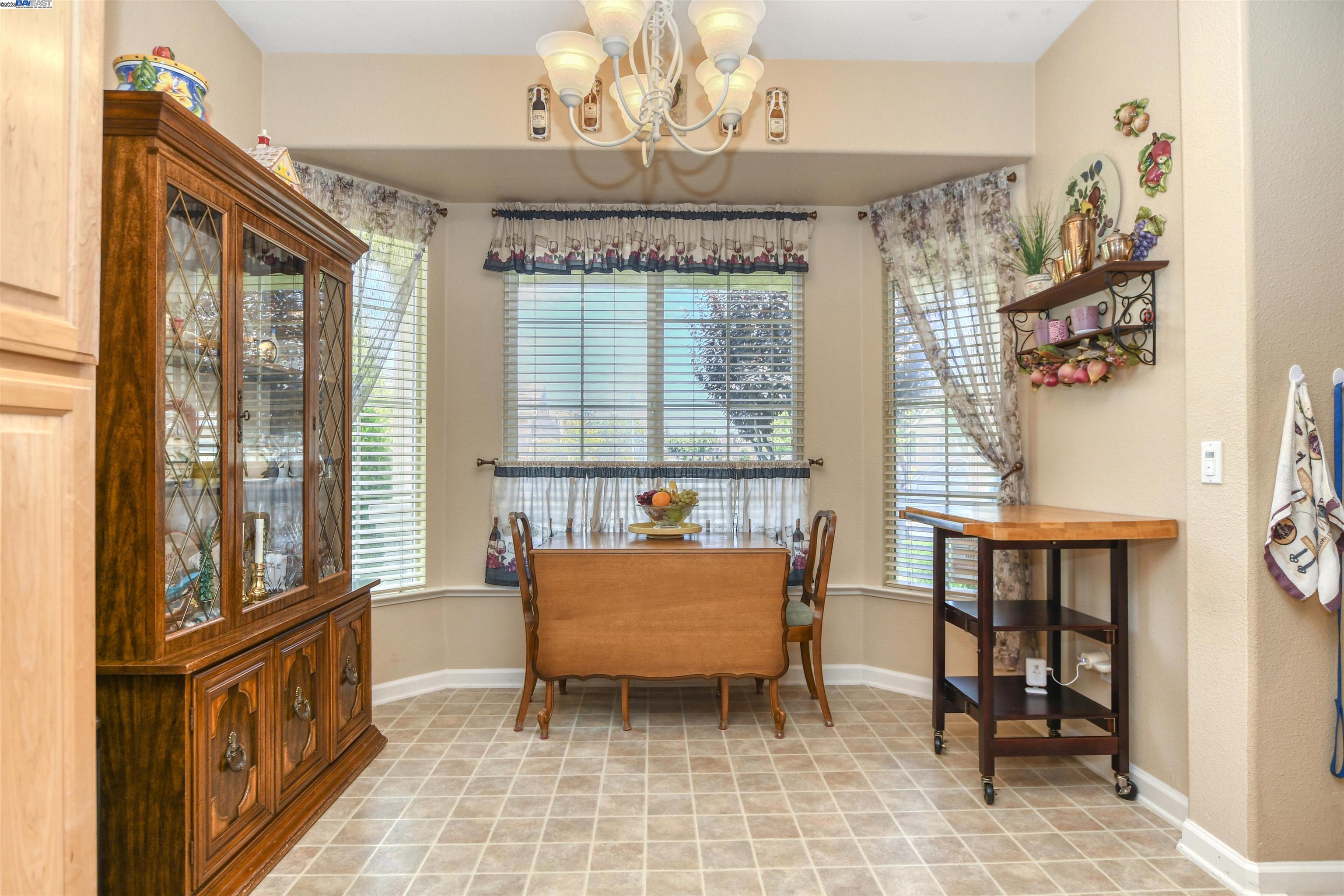 Detail Gallery Image 13 of 32 For 989 Centennial Dr, Brentwood,  CA 94513 - 2 Beds | 2 Baths
