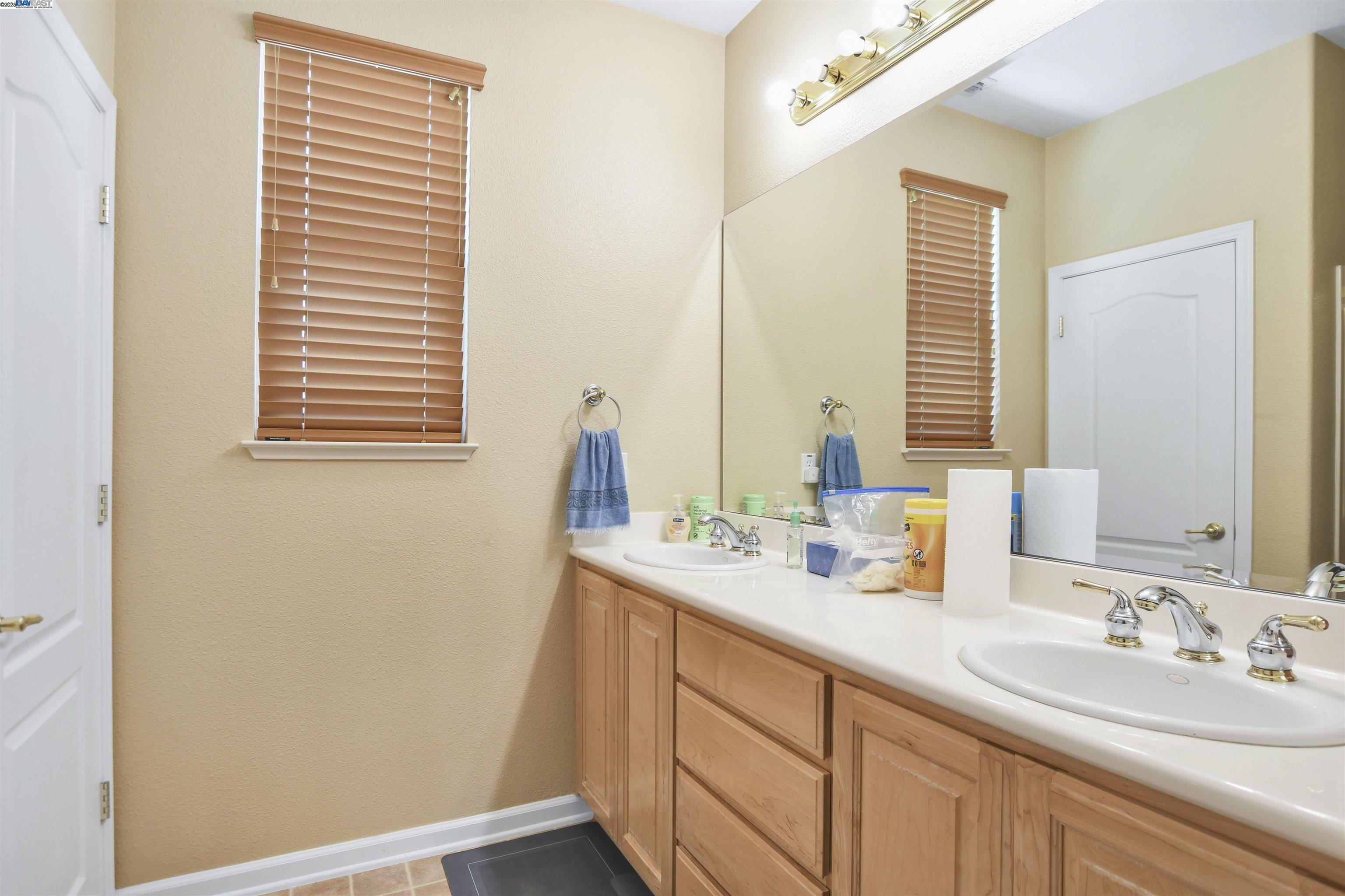 Detail Gallery Image 15 of 32 For 989 Centennial Dr, Brentwood,  CA 94513 - 2 Beds | 2 Baths
